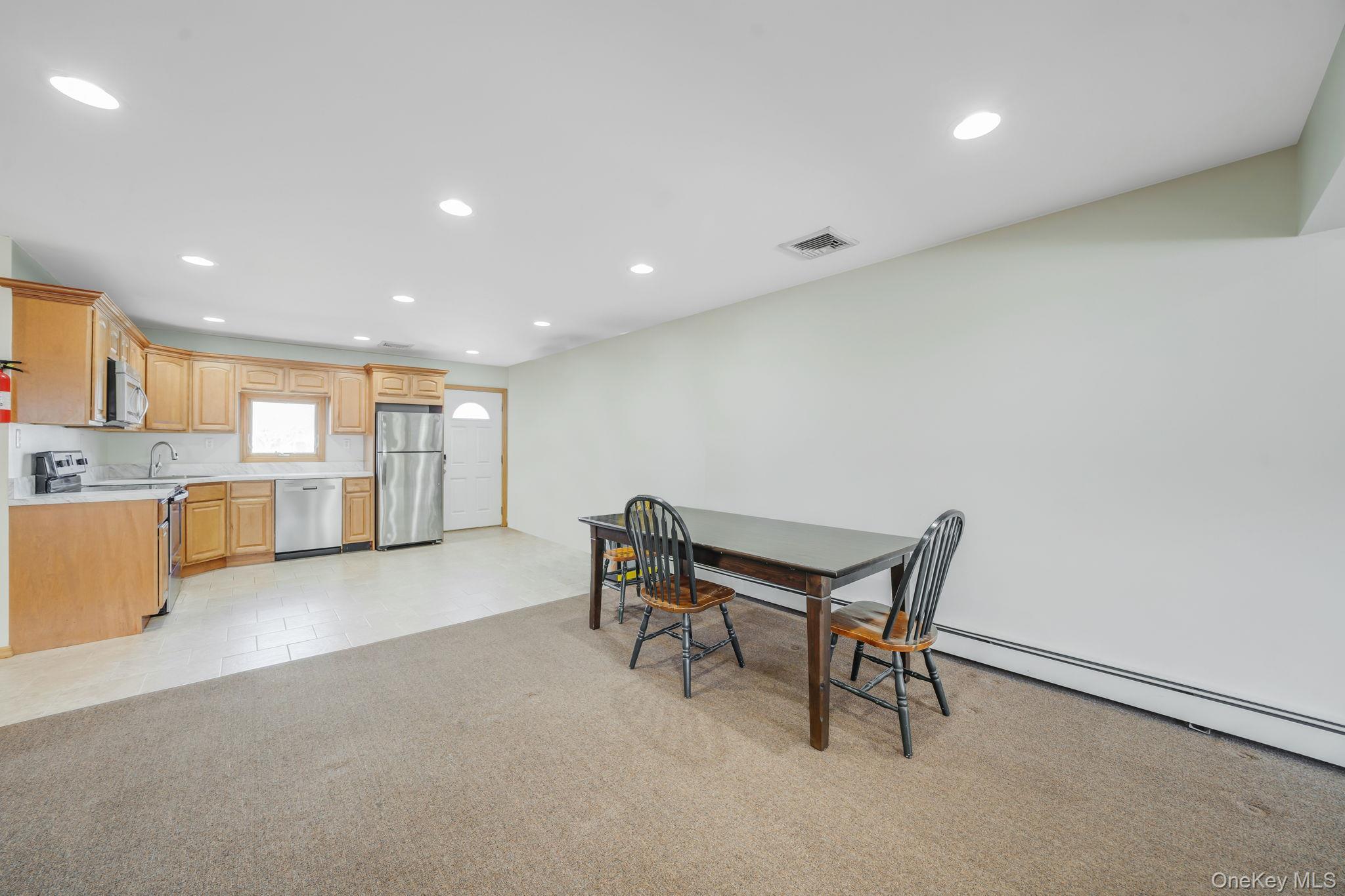 Single Family Cobalt  Nassau County, NY 11590, MLS-991689-7