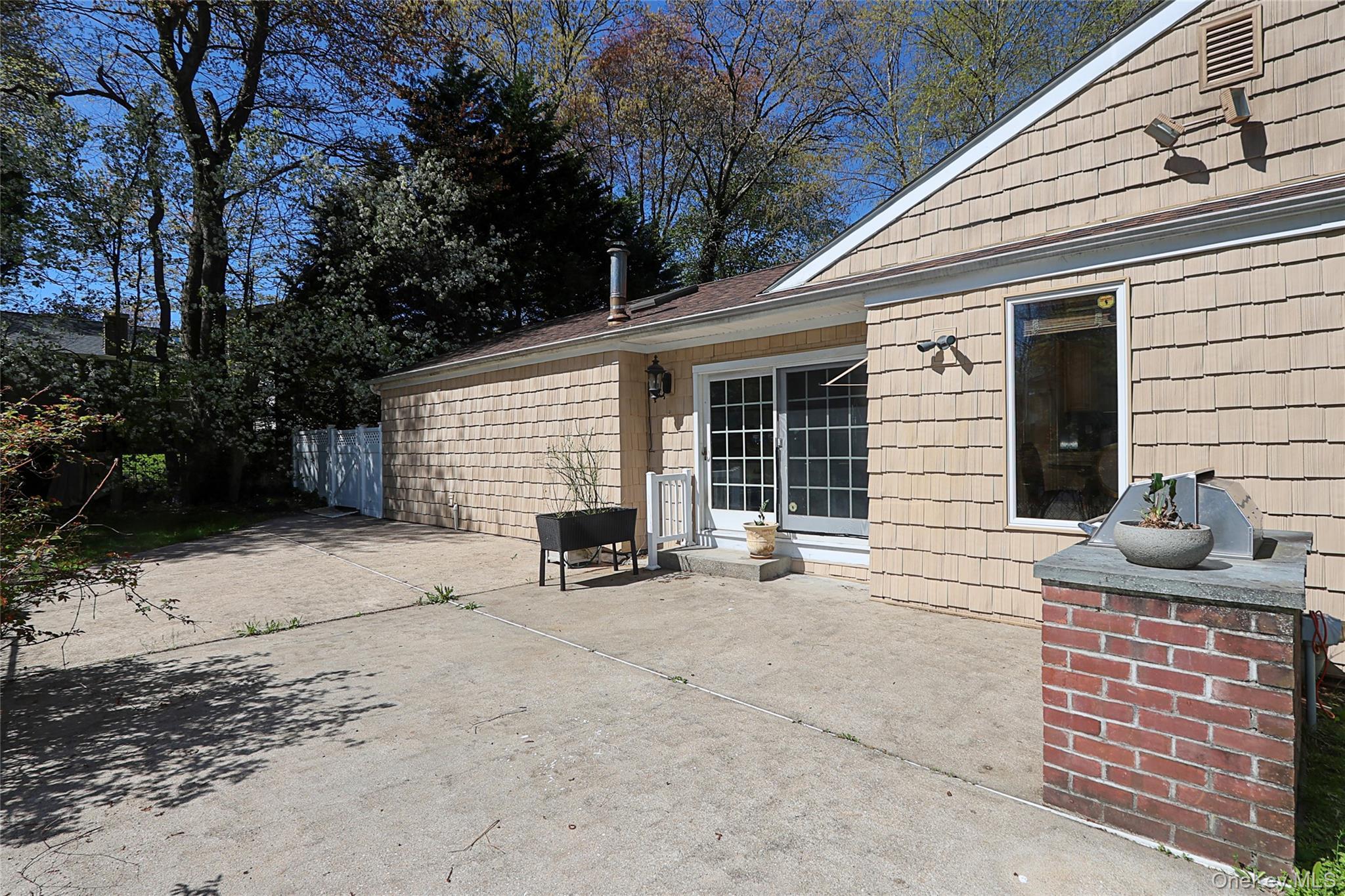 Single Family Ridgefield  Suffolk County, NY 11788, MLS-991705-22