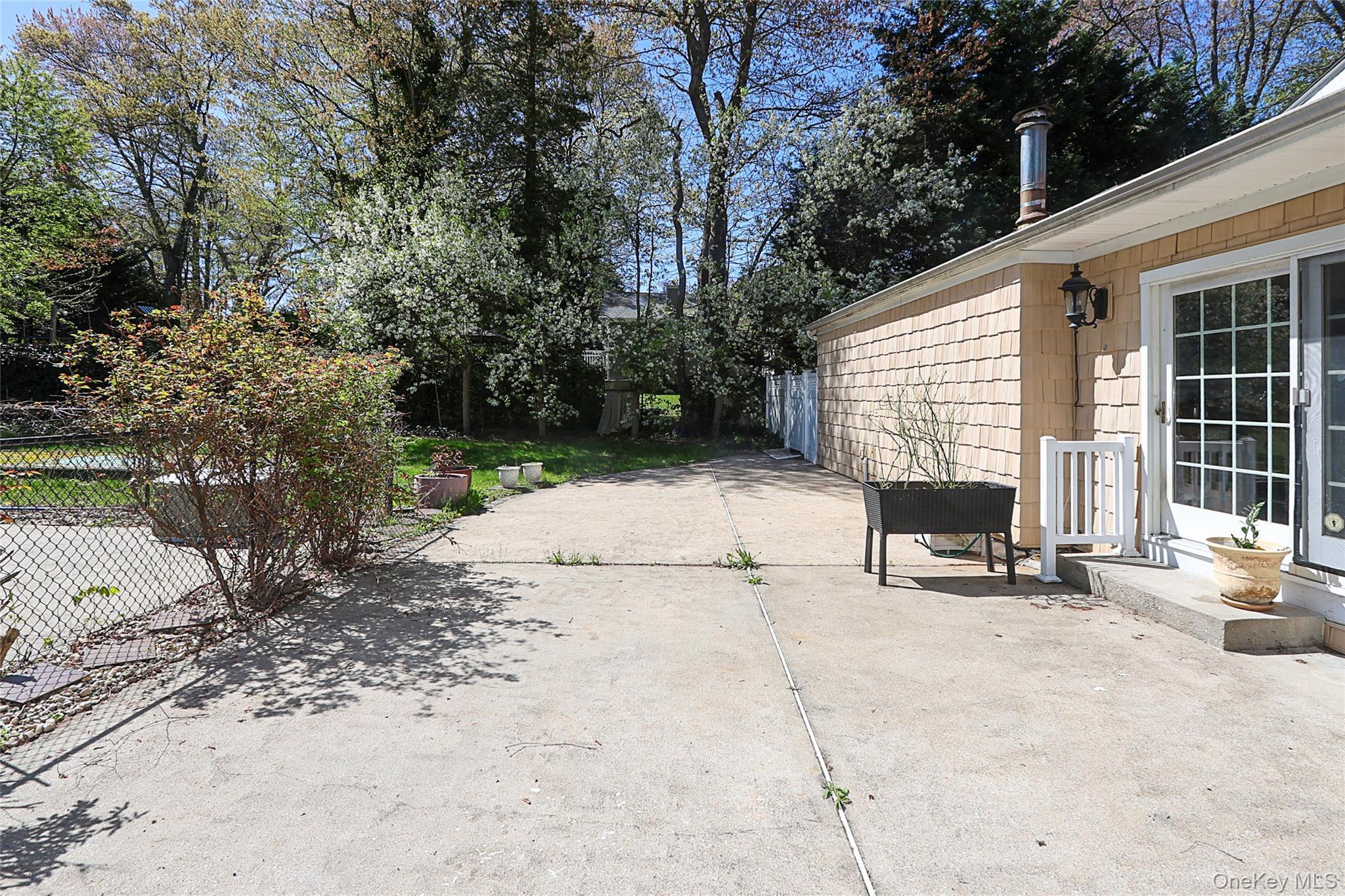 Single Family Ridgefield  Suffolk County, NY 11788, MLS-991705-23