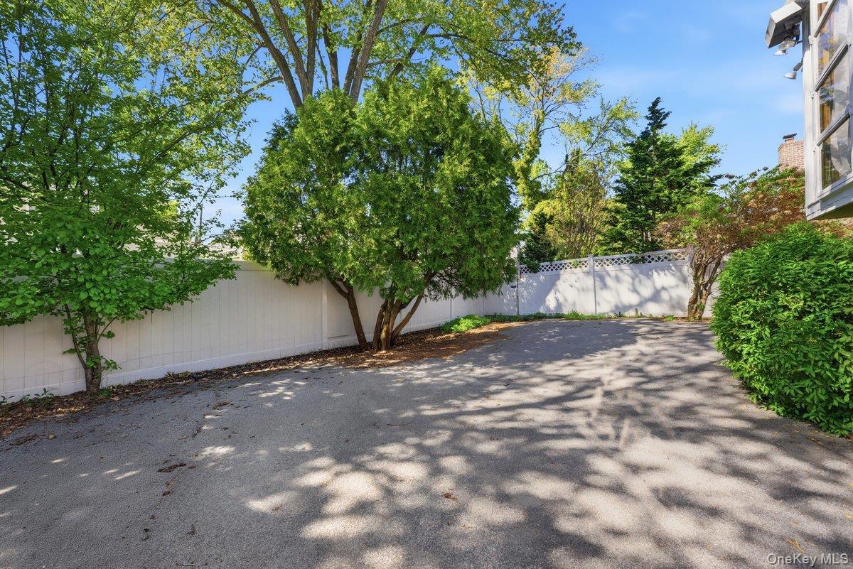 Single Family Byron  Westchester County, NY 10704, MLS-991710-33