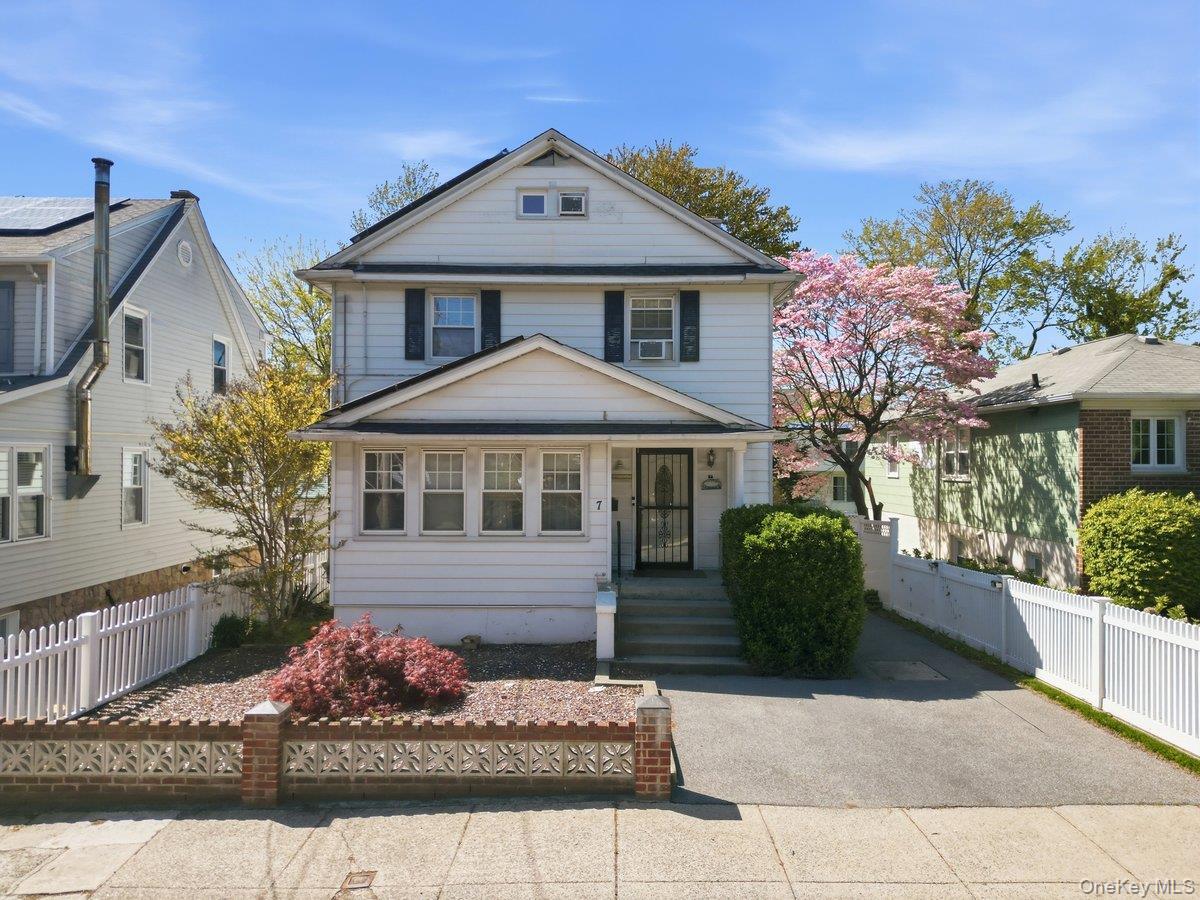 Single Family Byron  Westchester County, NY 10704, MLS-991710-36