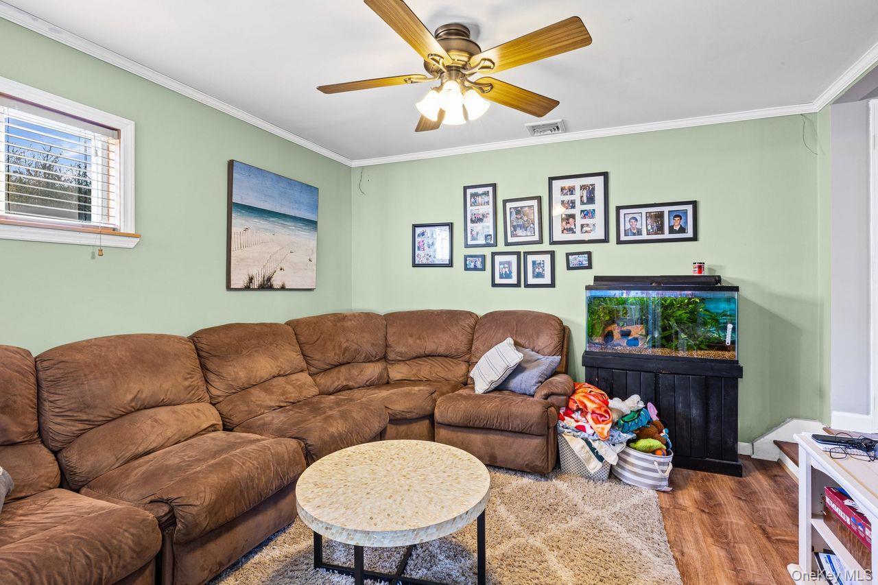Single Family Autumn  Suffolk County, NY 11788, MLS-991714-13