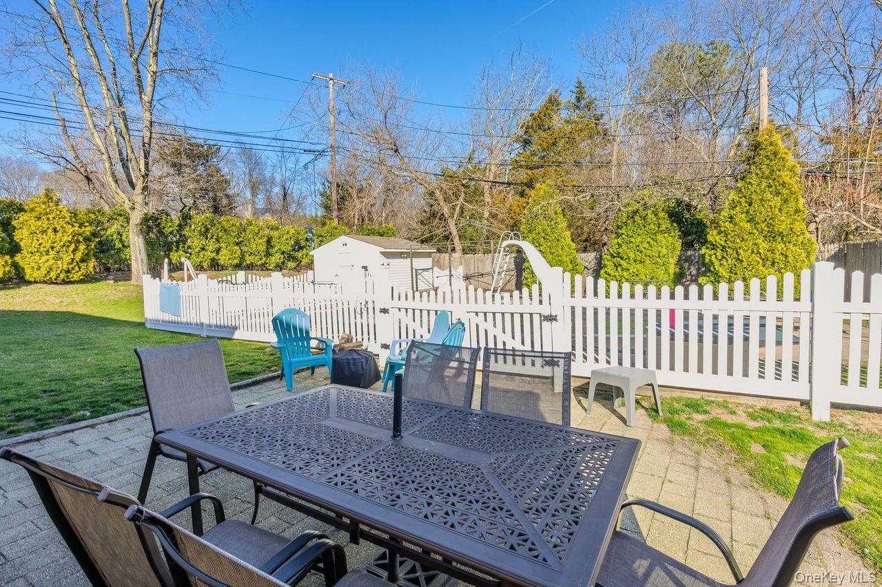 Single Family Autumn  Suffolk County, NY 11788, MLS-991714-32
