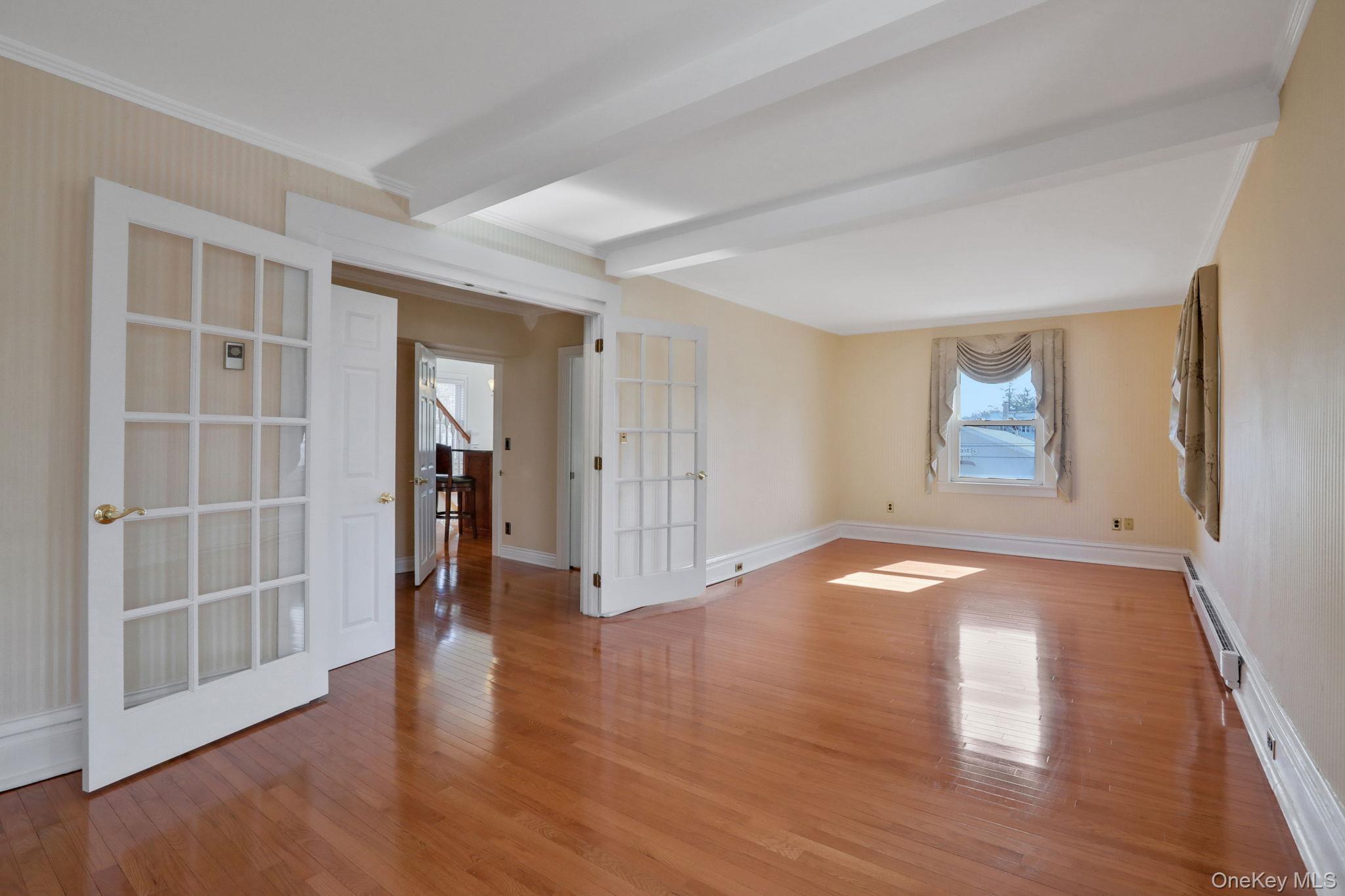 Single Family Albany Avenue  Ulster County, NY 12401, MLS-991752-21
