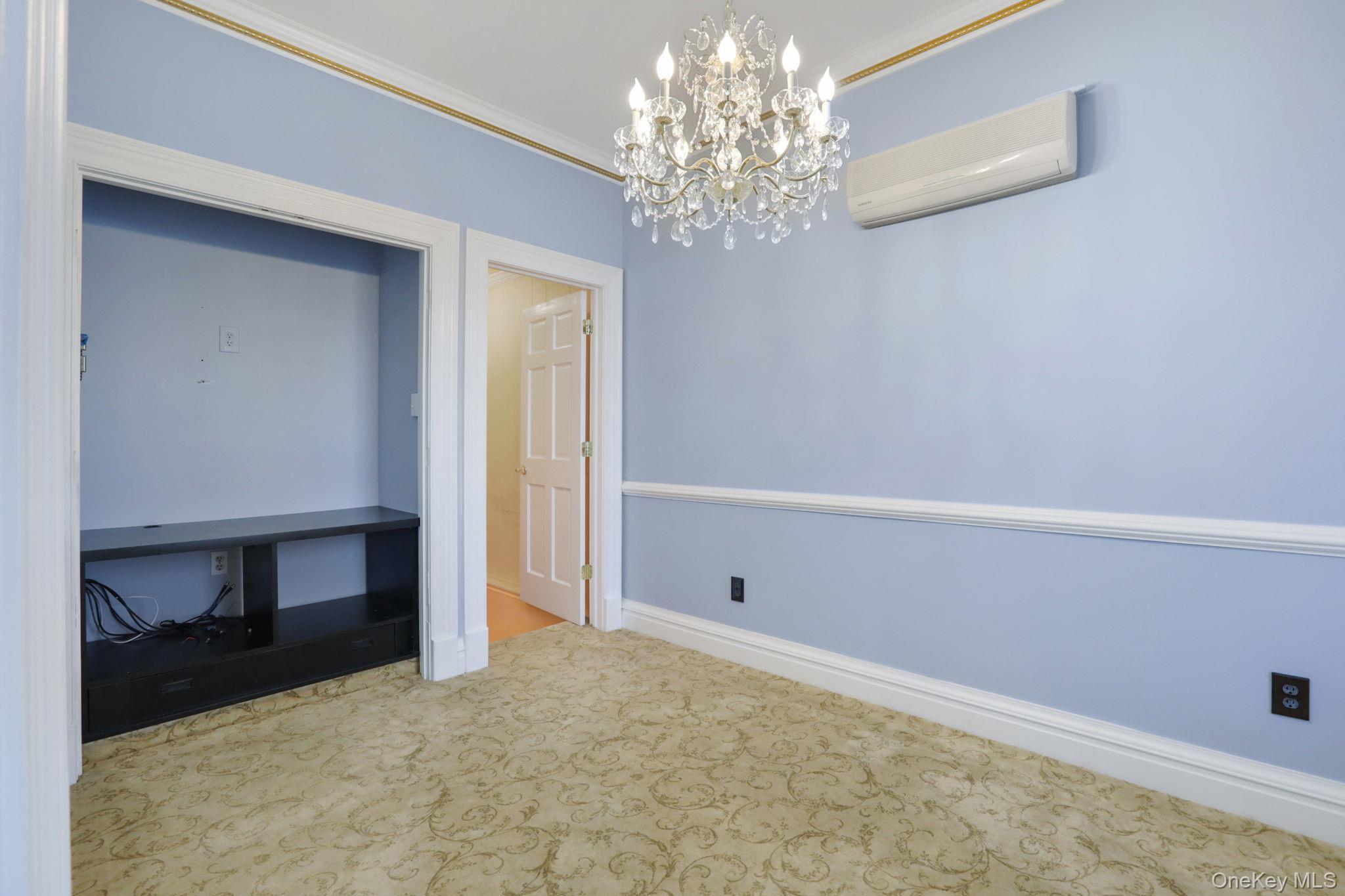 Single Family Albany Avenue  Ulster County, NY 12401, MLS-991752-28