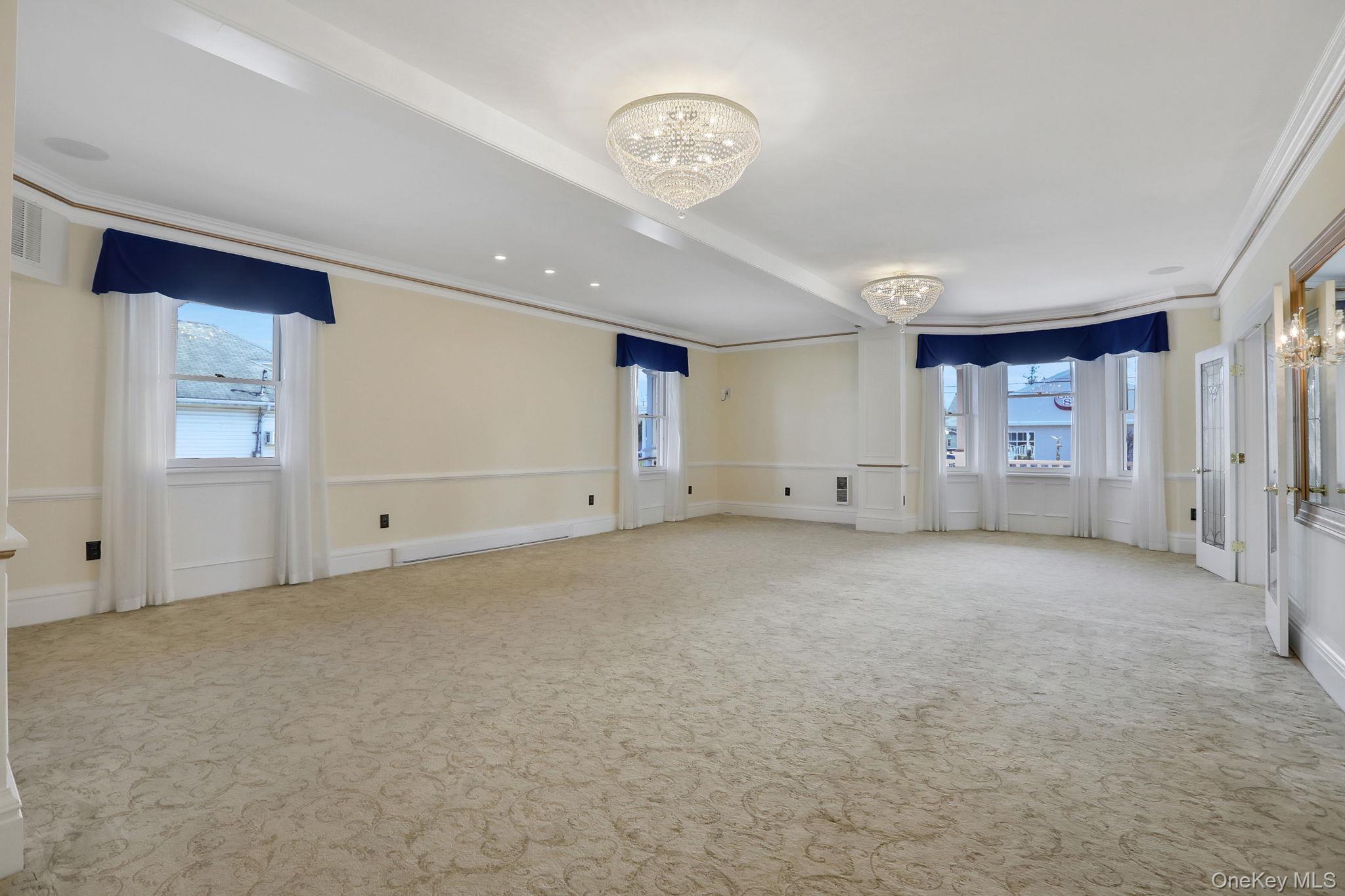 Single Family Albany Avenue  Ulster County, NY 12401, MLS-991752-34