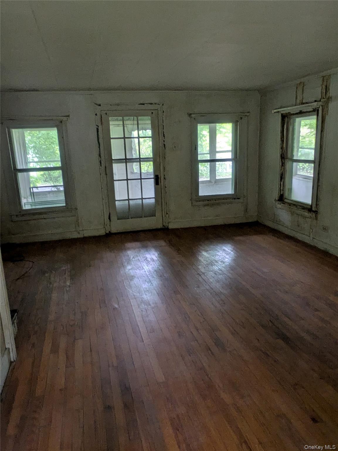 Single Family Mount Pleasant Ulster County, NY 12457, MLS-991782-23