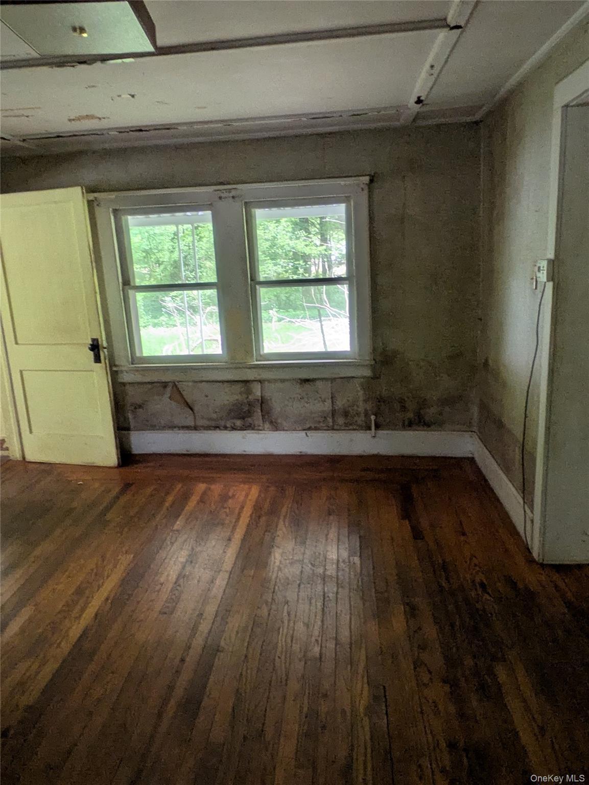Single Family Mount Pleasant Ulster County, NY 12457, MLS-991782-29