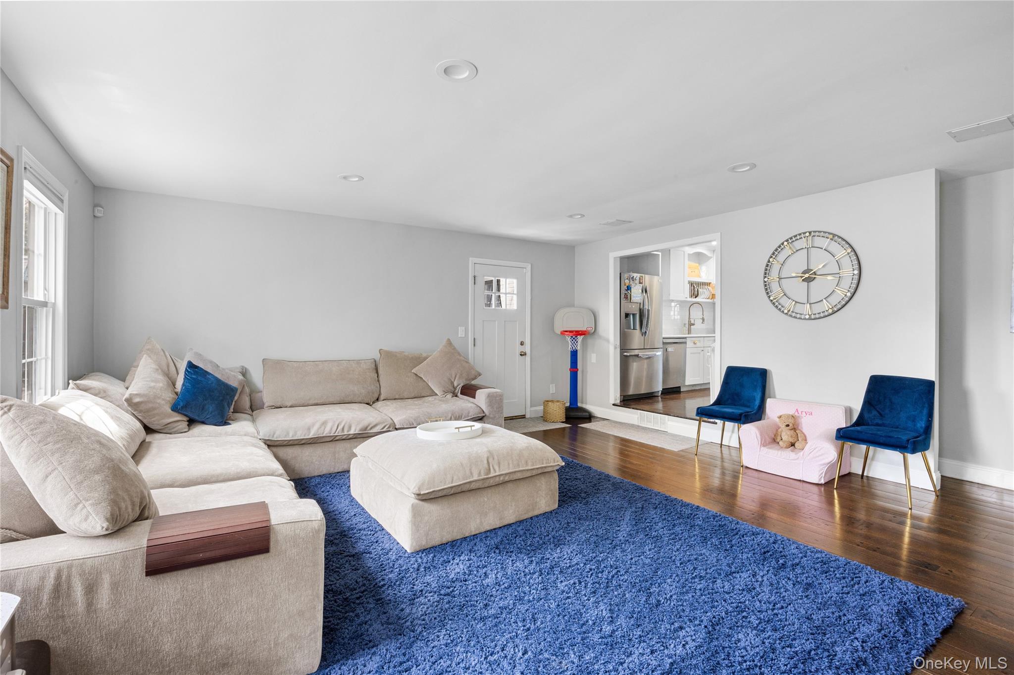 Single Family Clay Pitts  Suffolk County, NY 11740, MLS-991785-15
