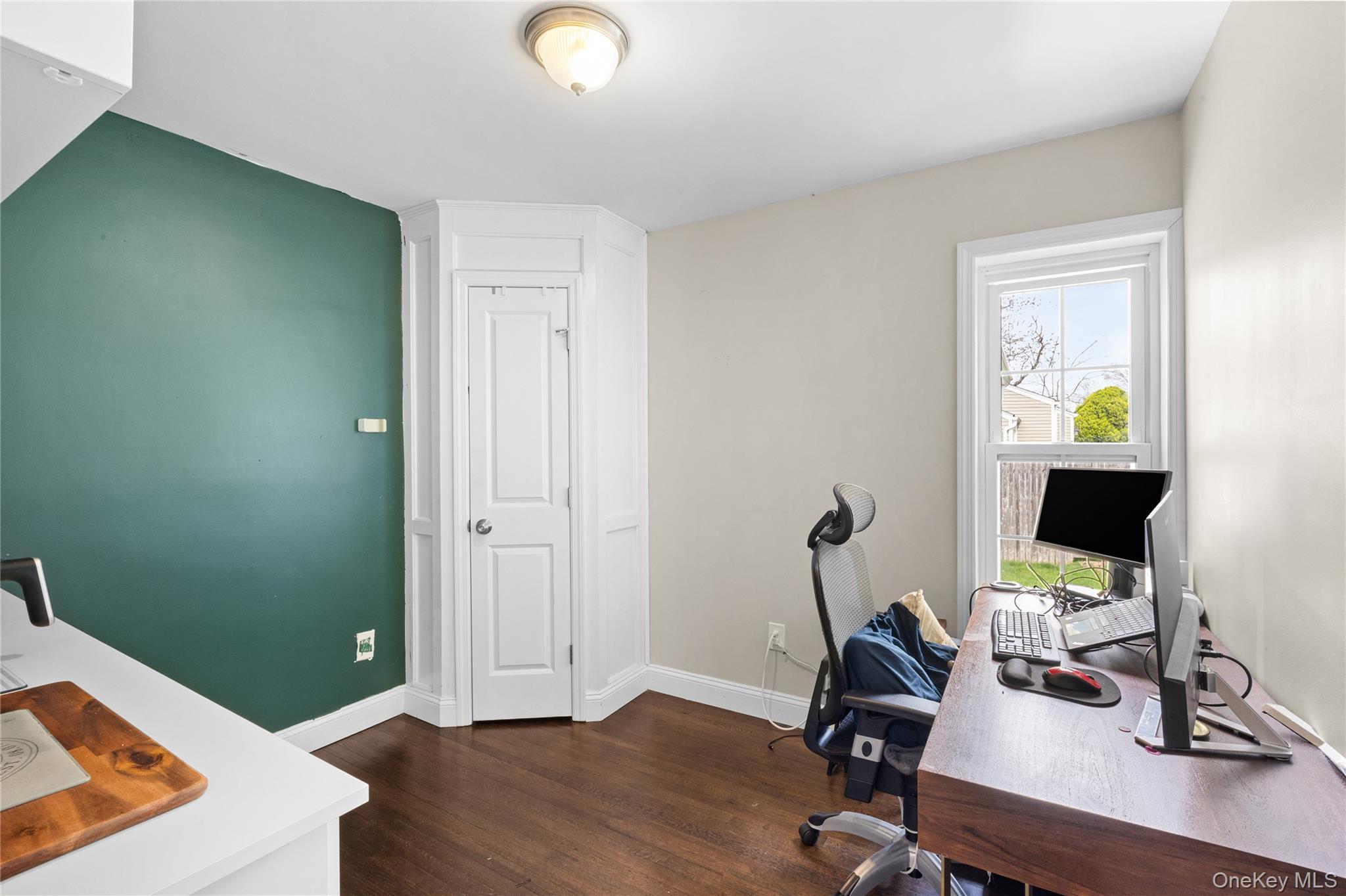 Single Family Clay Pitts  Suffolk County, NY 11740, MLS-991785-23