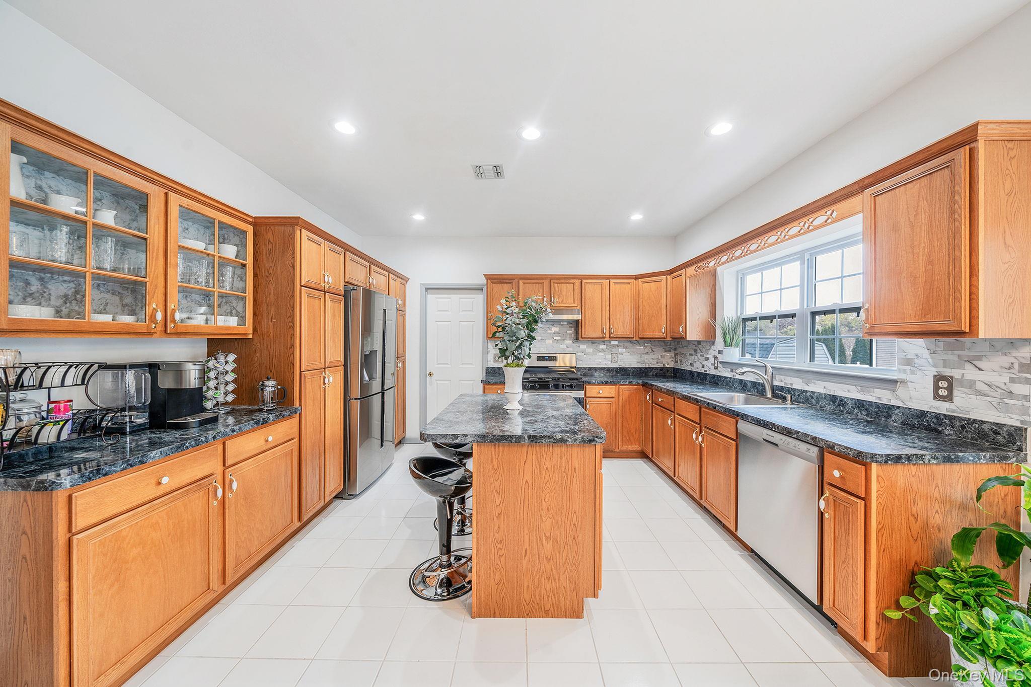 Single Family Elm  Suffolk County, NY 11727, MLS-991786-12