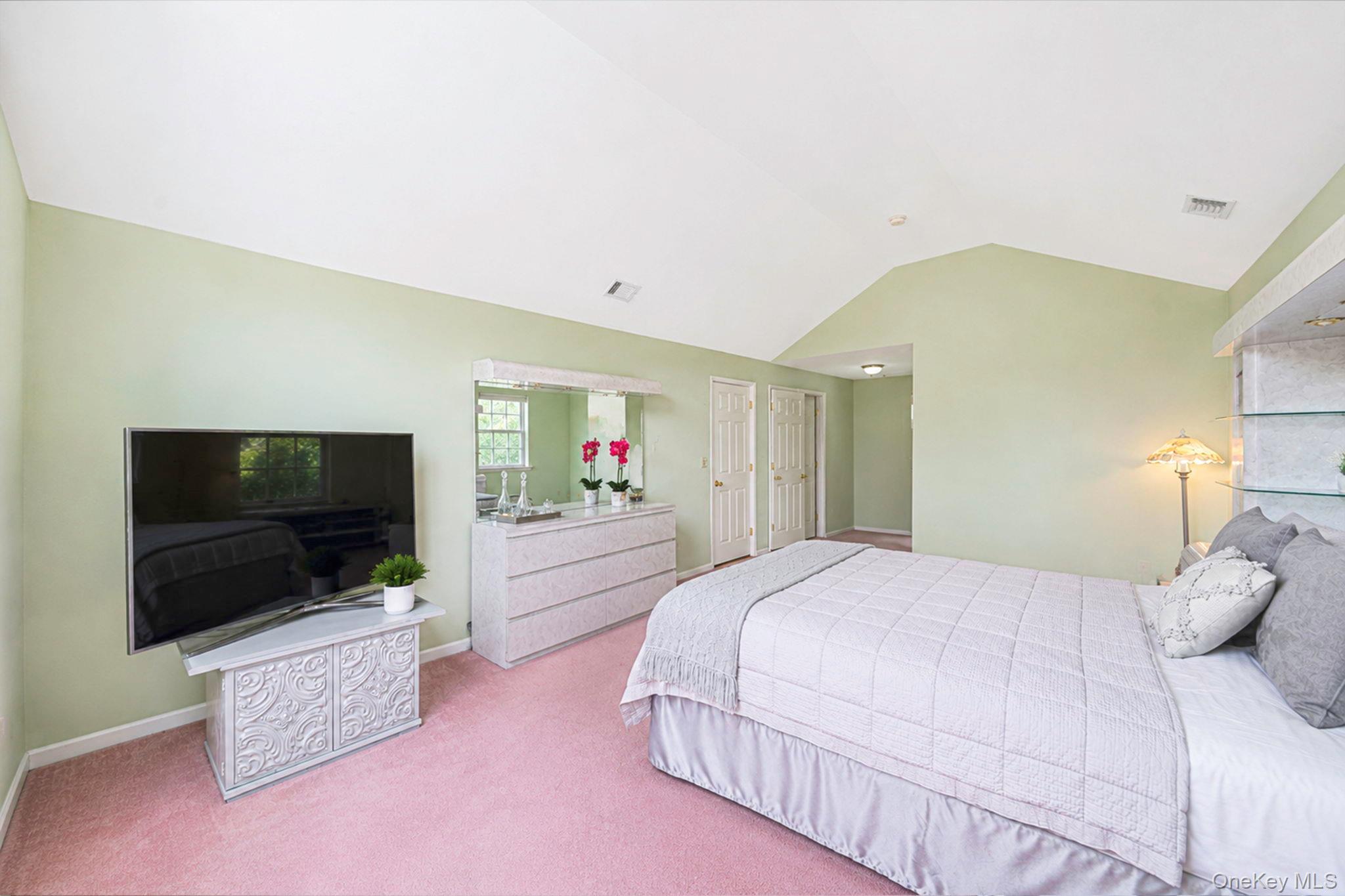 Single Family Elm  Suffolk County, NY 11727, MLS-991786-24