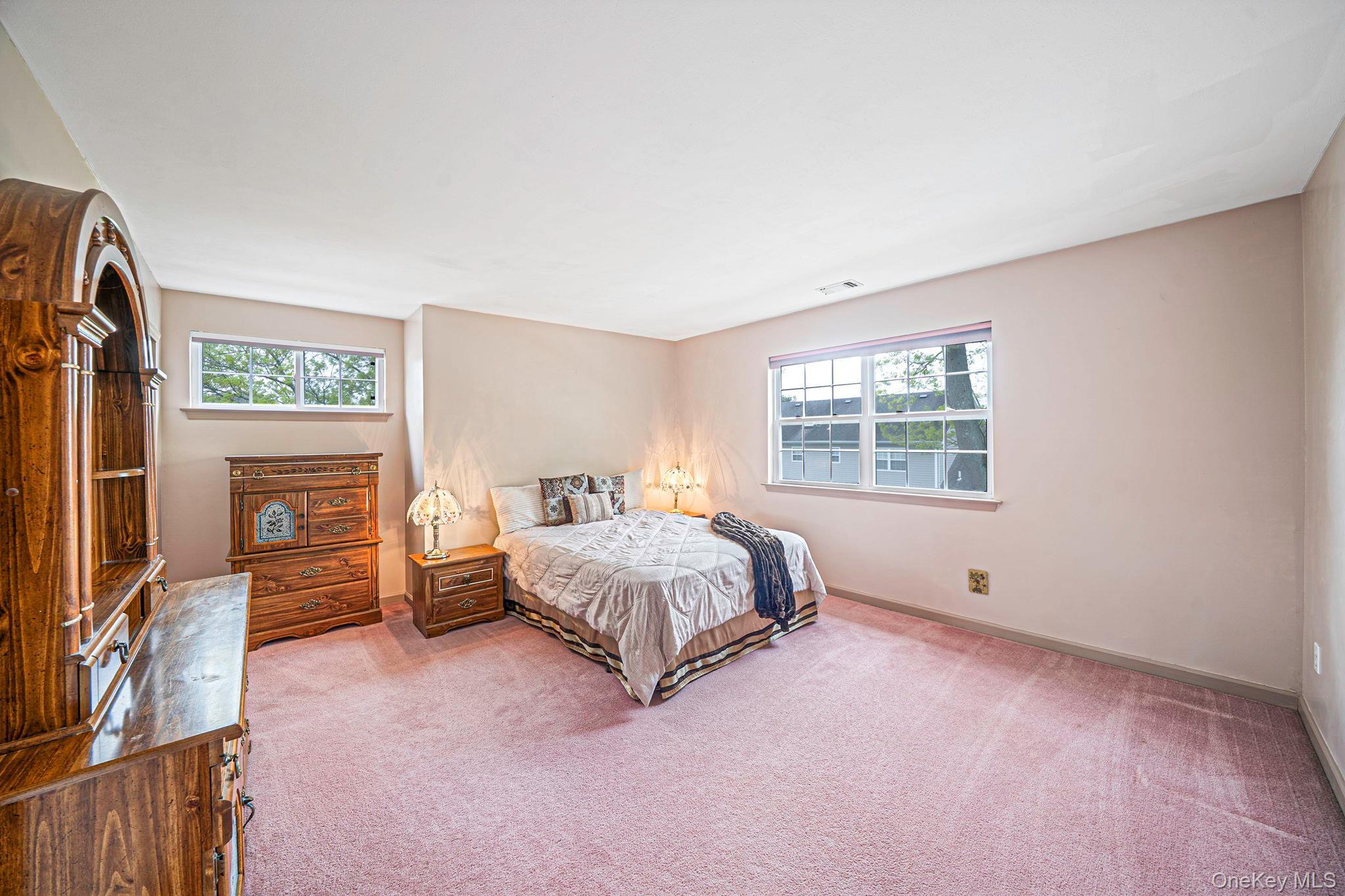 Single Family Elm  Suffolk County, NY 11727, MLS-991786-28