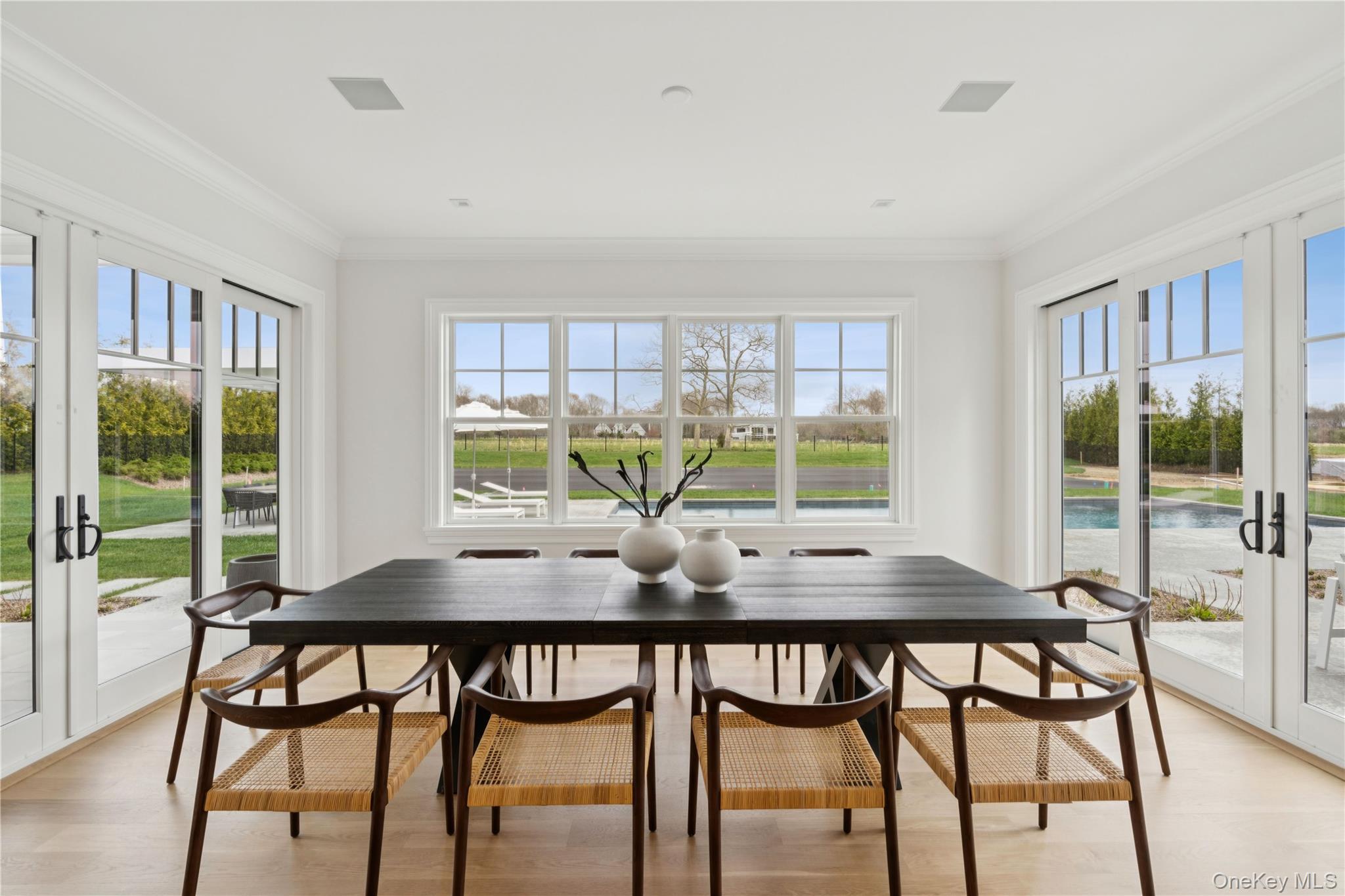Single Family Edge Of Woods Road Suffolk County, NY 11968, MLS-991792-11