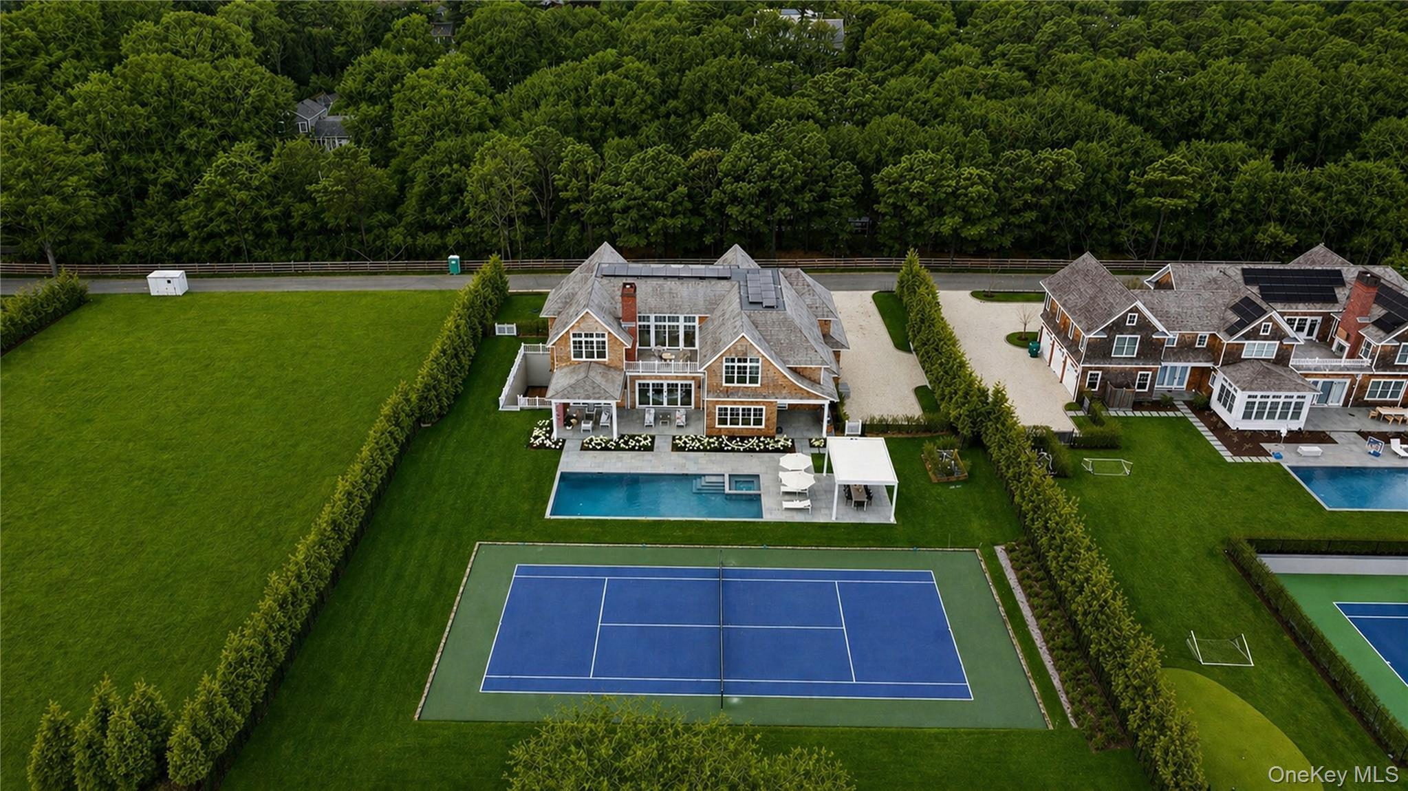 Single Family Edge Of Woods Road Suffolk County, NY 11968, MLS-991792-3