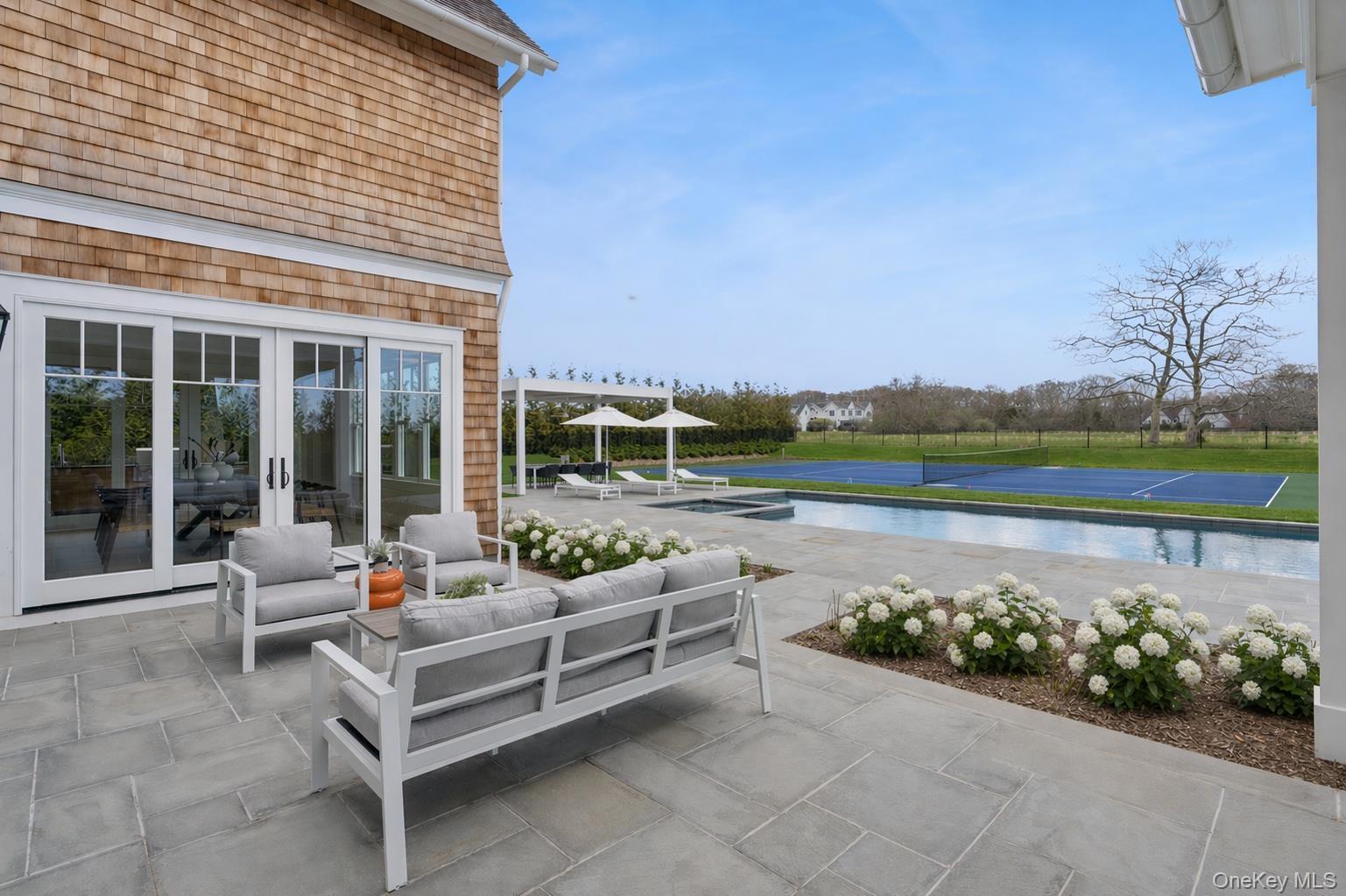 Single Family Edge Of Woods Road Suffolk County, NY 11968, MLS-991792-31