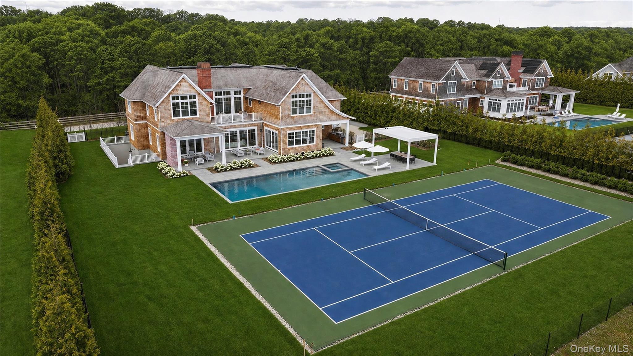 Single Family Edge Of Woods Road Suffolk County, NY 11968, MLS-991792-35