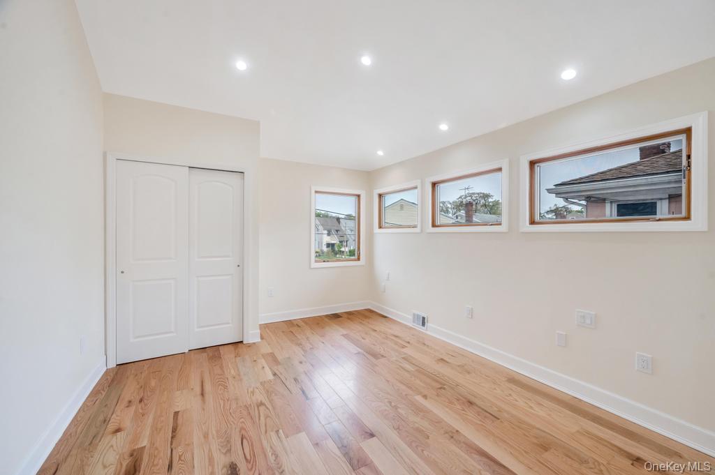 Single Family 175 Street  Queens, NY 11433, MLS-991793-20