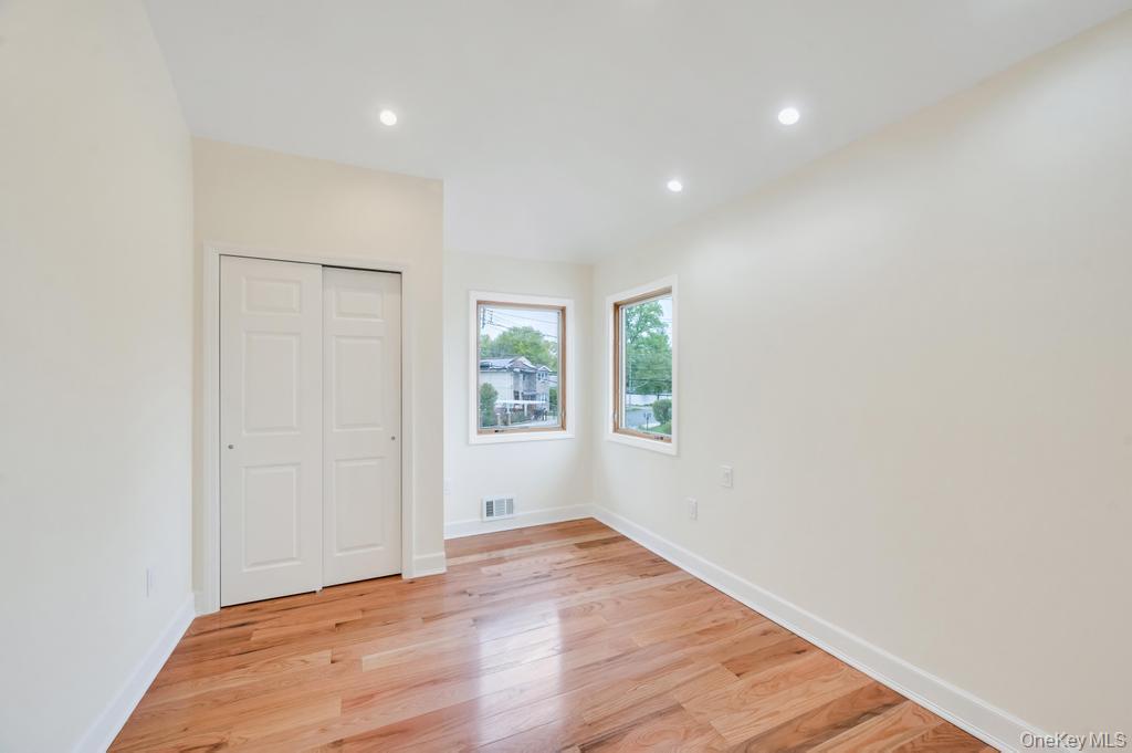 Single Family 175 Street  Queens, NY 11433, MLS-991793-22