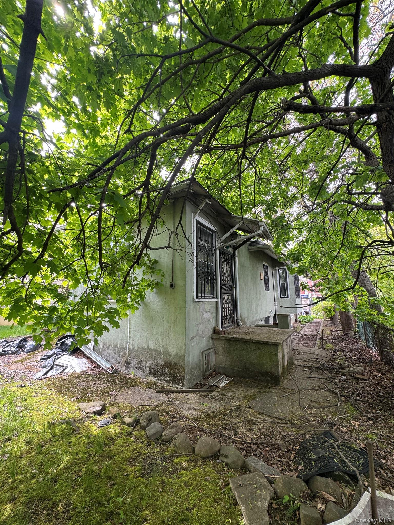 Single Family 221st  Bronx, NY 10467, MLS-991882-4