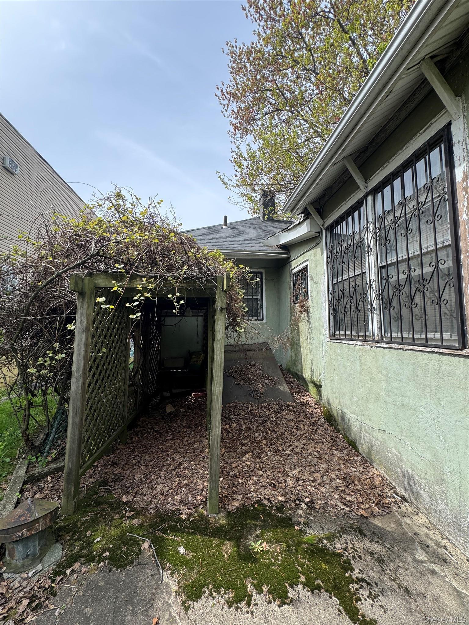 Single Family 221st  Bronx, NY 10467, MLS-991882-5