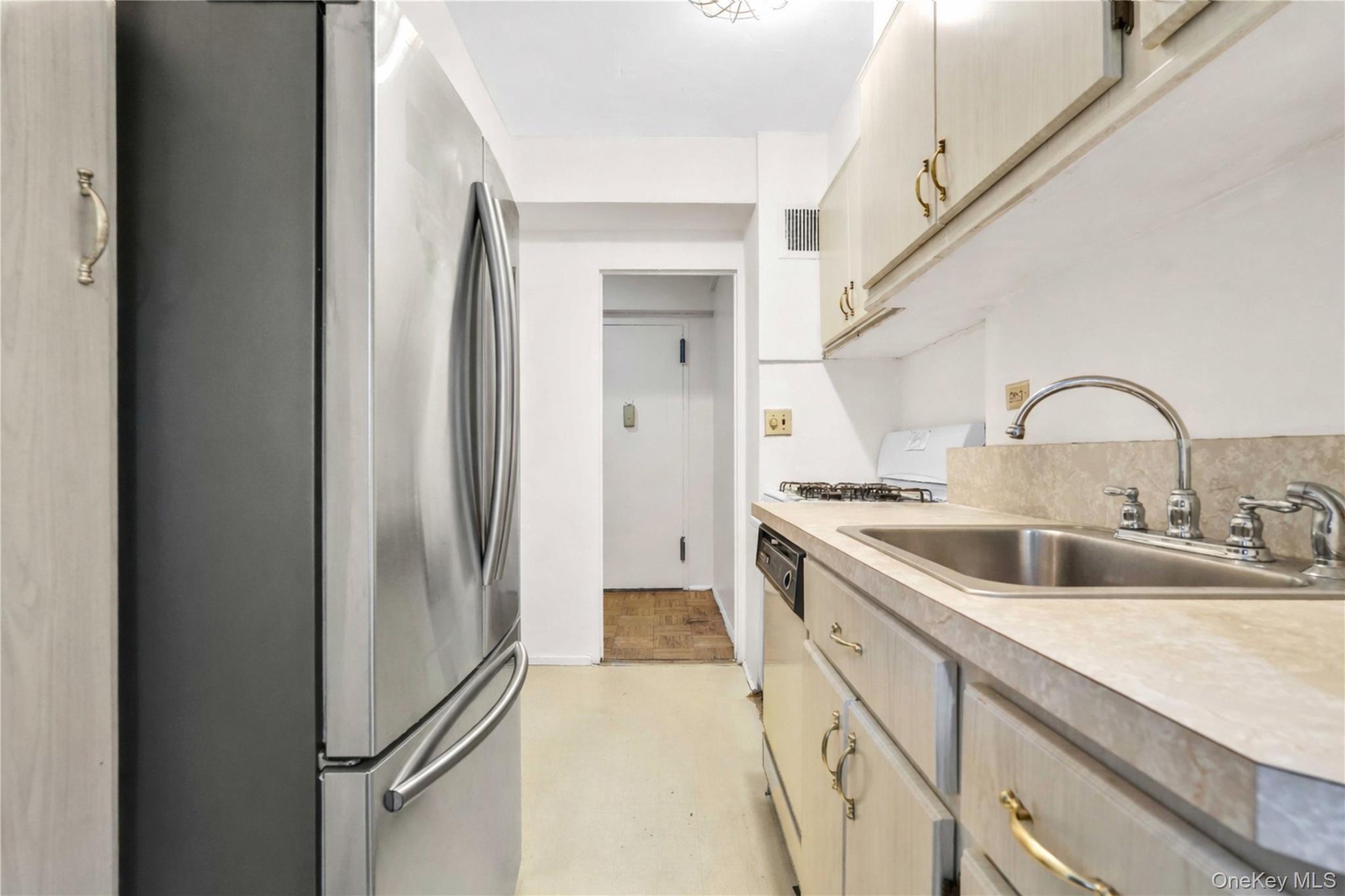 Coop Adams Street  Brooklyn, NY 11201, MLS-991898-26