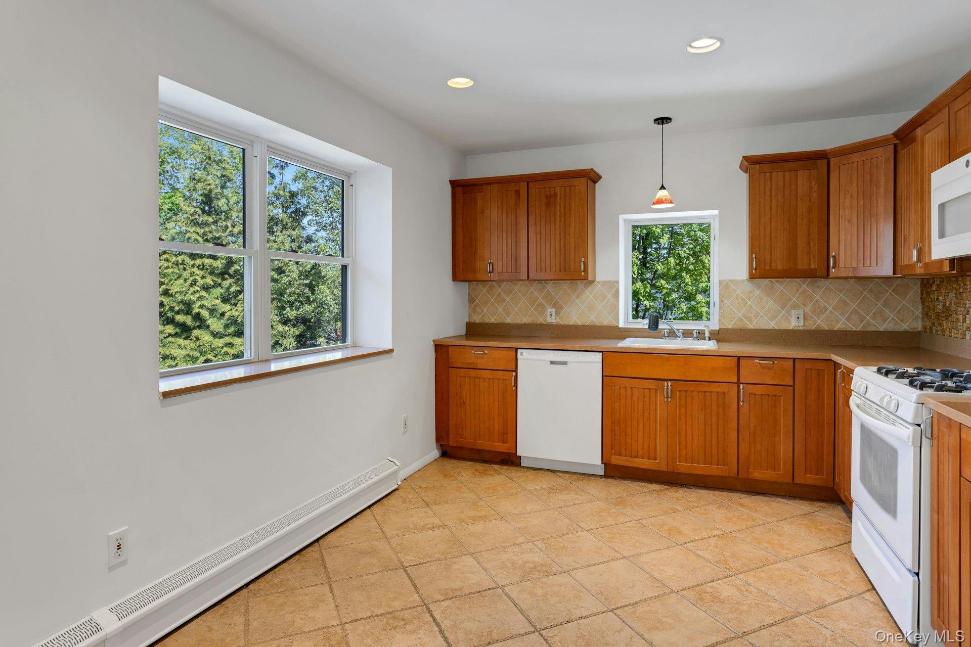Single Family Woodland  Westchester County, NY 10507, MLS-991945-10
