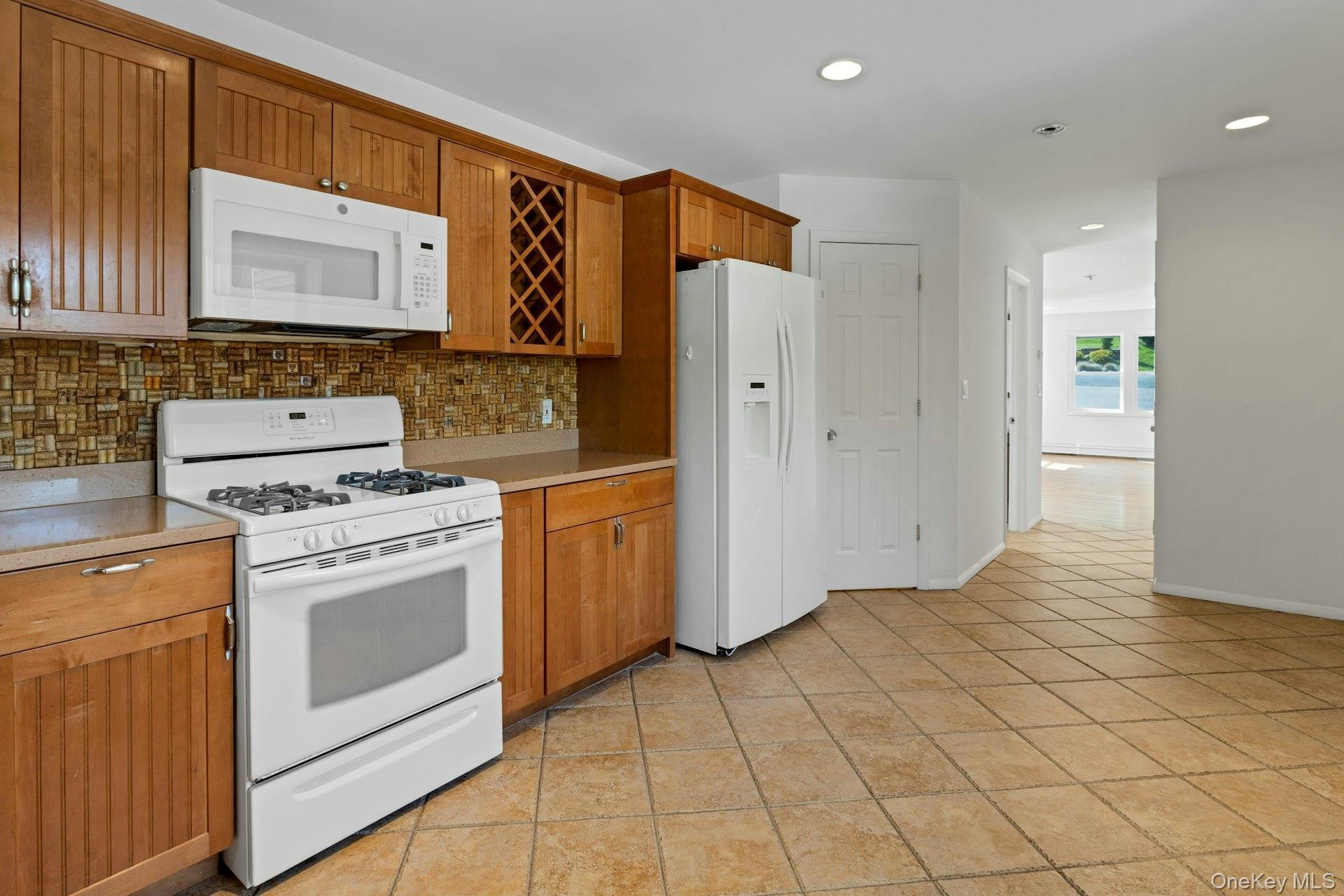 Single Family Woodland  Westchester County, NY 10507, MLS-991945-11