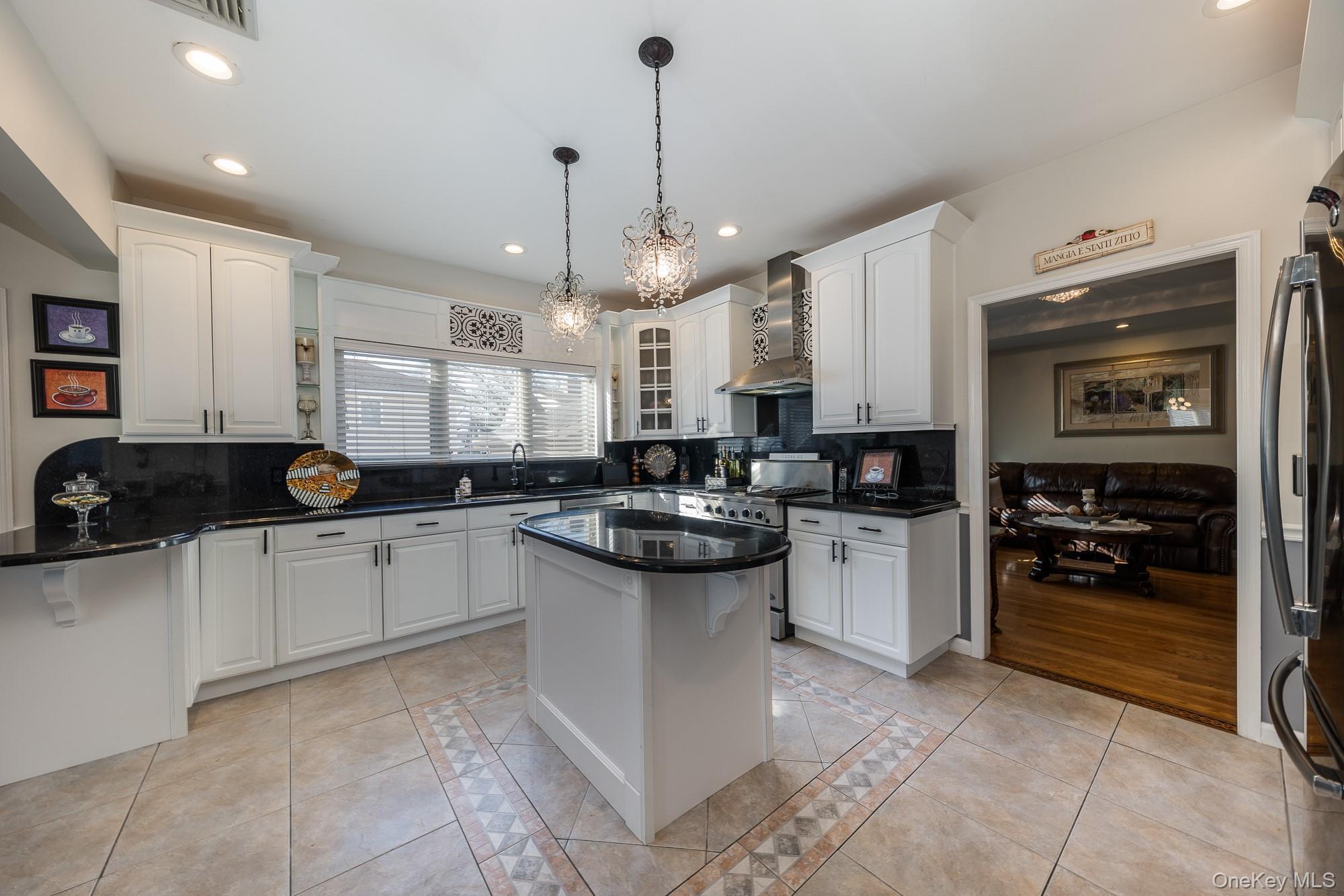 Single Family Davison Avenue Nassau County, NY 11572, MLS-991963-19