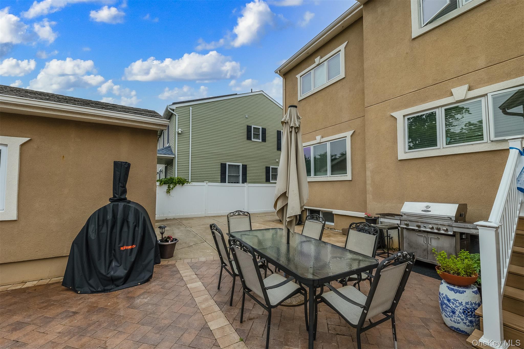 Single Family Davison Avenue Nassau County, NY 11572, MLS-991963-24