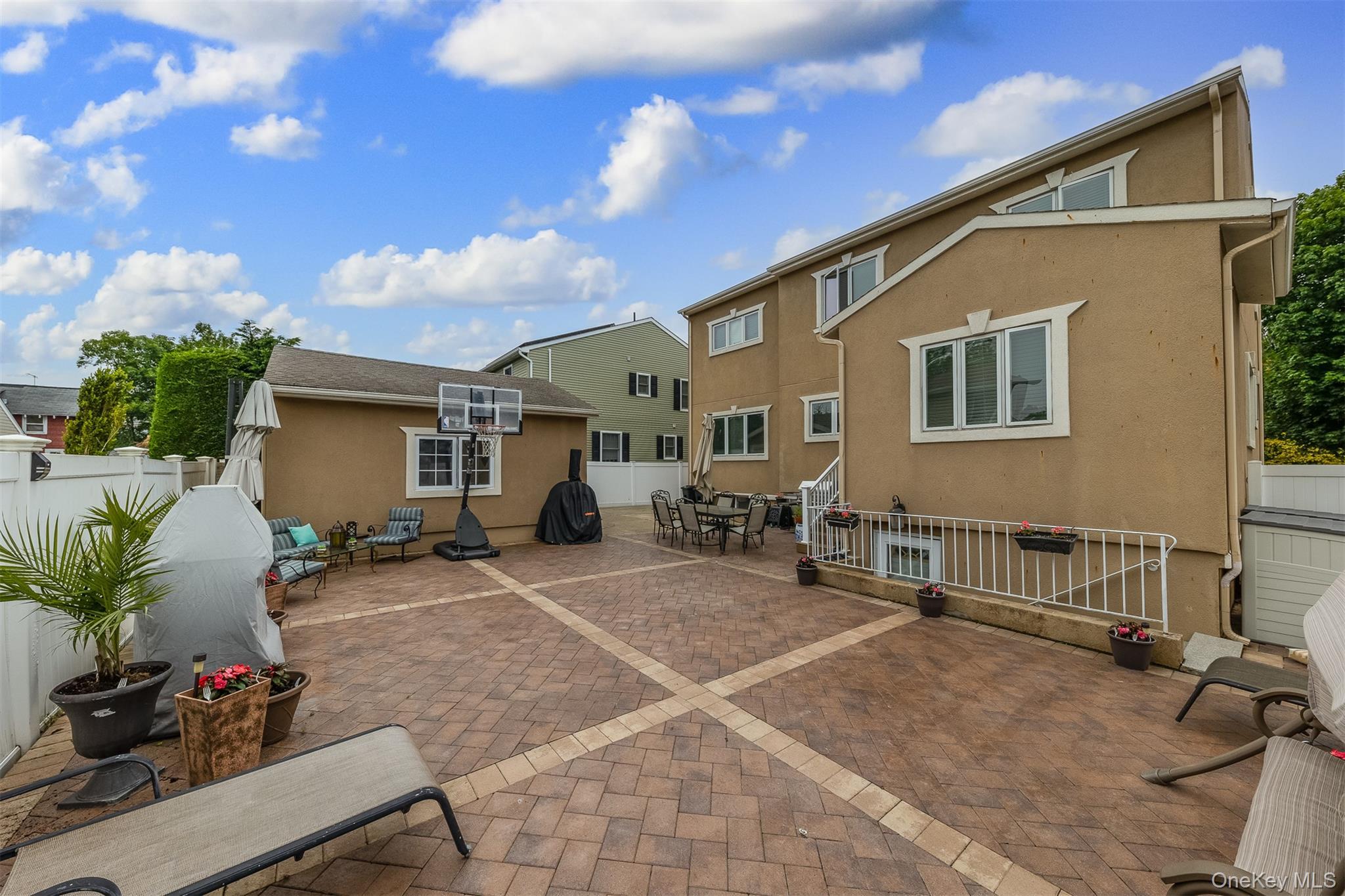 Single Family Davison Avenue Nassau County, NY 11572, MLS-991963-26