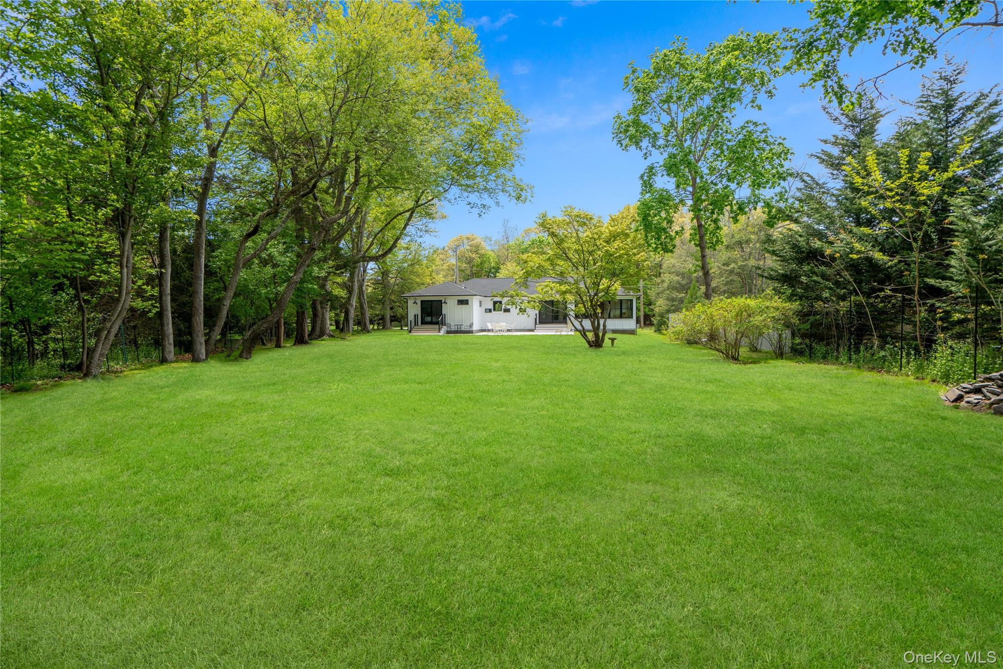 Single Family Beaver Dam Road Suffolk County, NY 11719, MLS-991983-28