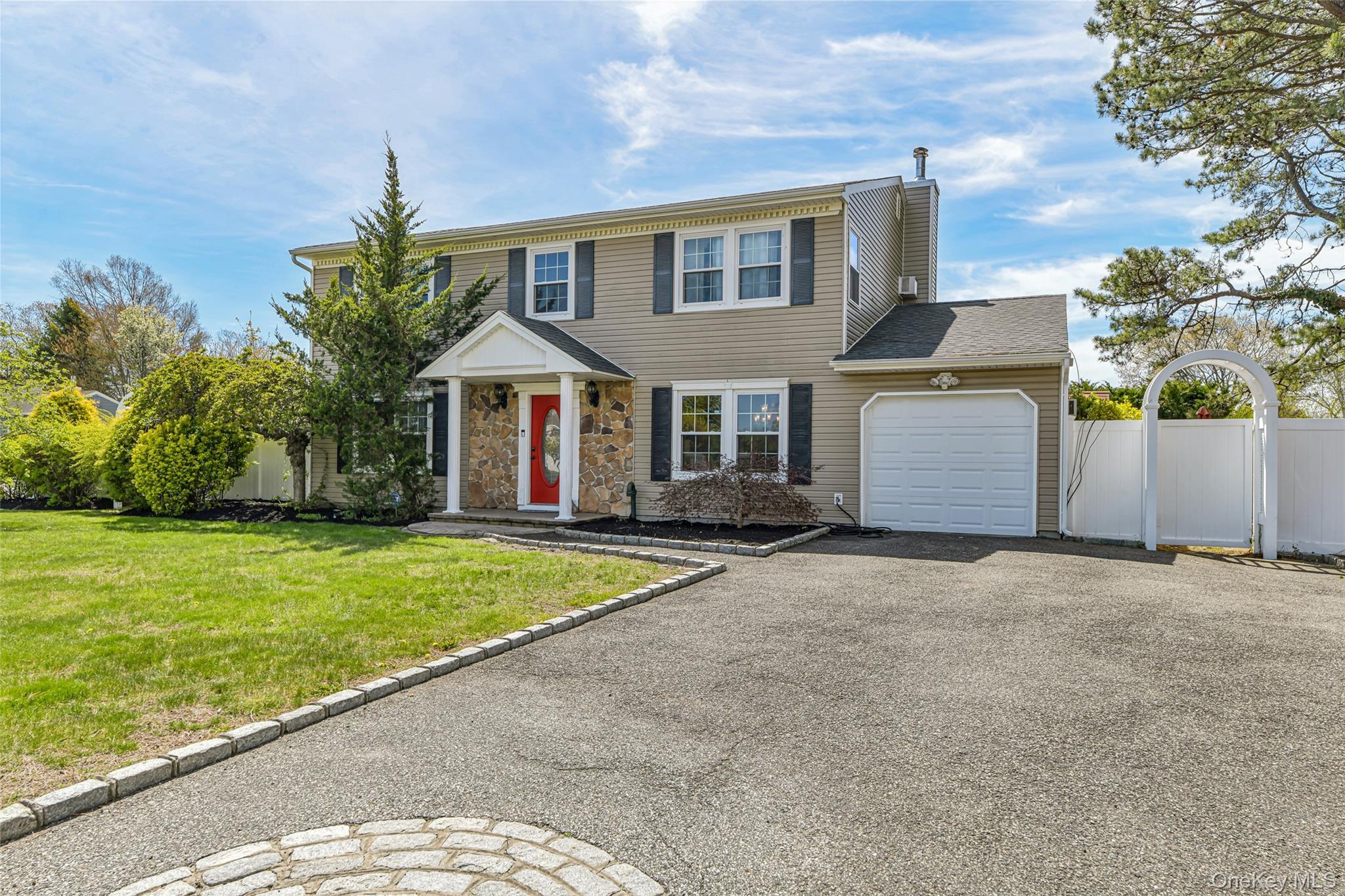 Single Family Deer  Suffolk County, NY 11772, MLS-991990-2