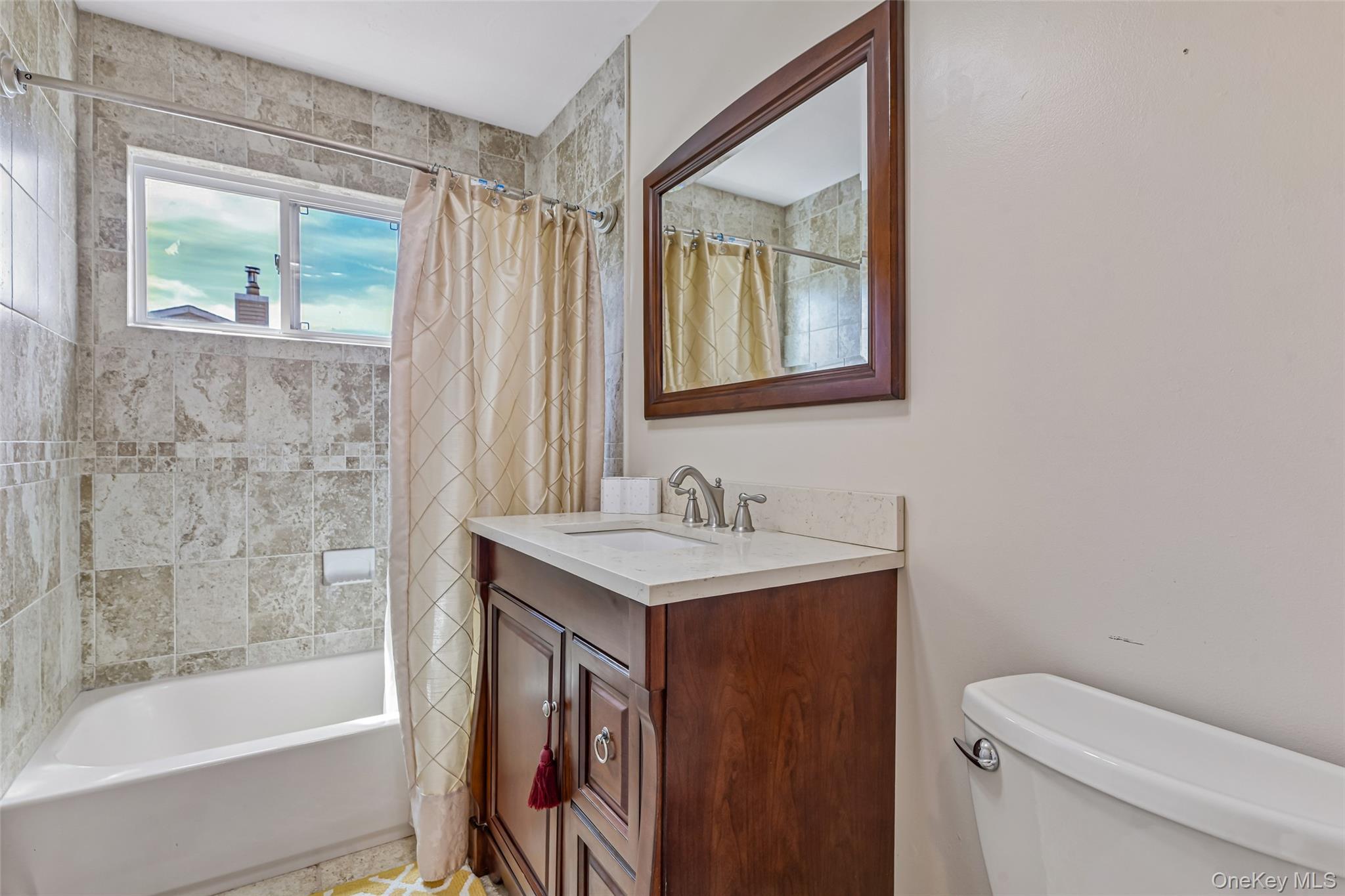 Single Family Deer  Suffolk County, NY 11772, MLS-991990-27