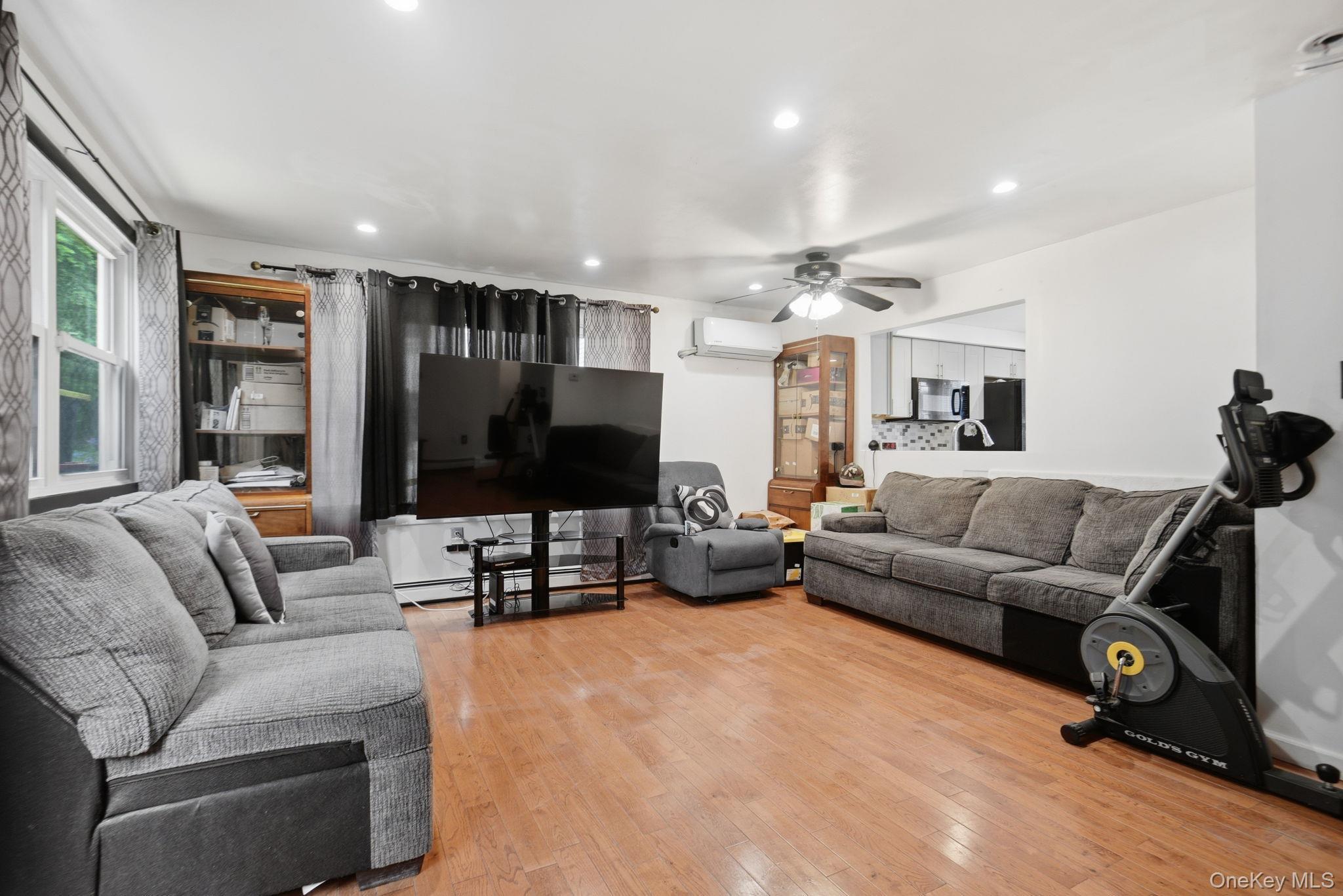 Single Family Harbor Hill Court Dutchess County, NY 12508, MLS-992016-6