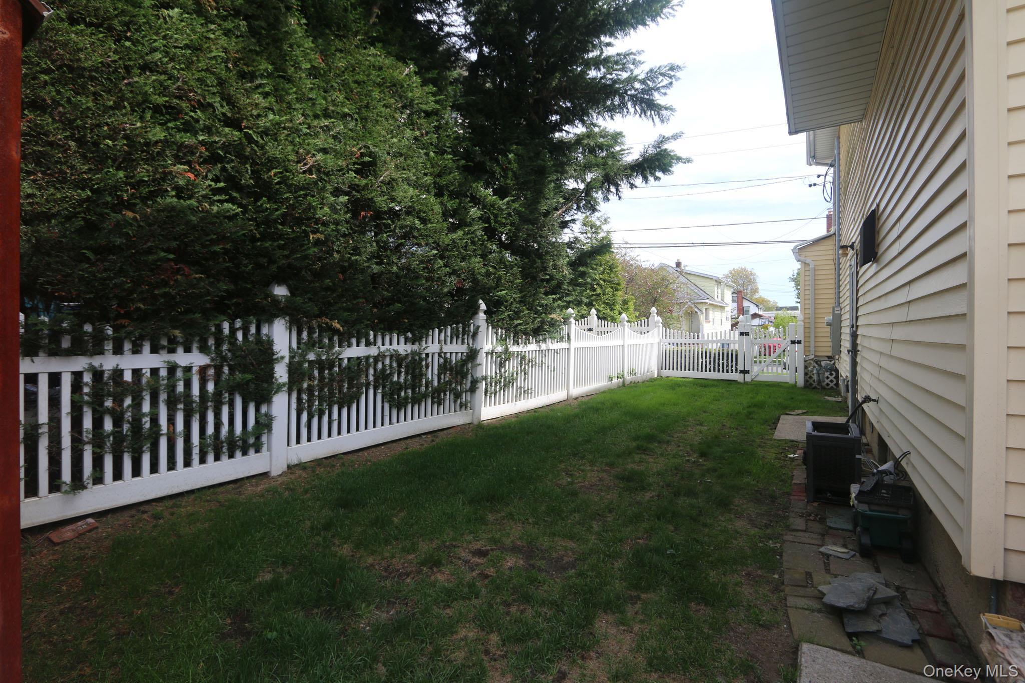 Single Family Mckee  Nassau County, NY 11001, MLS-992046-23