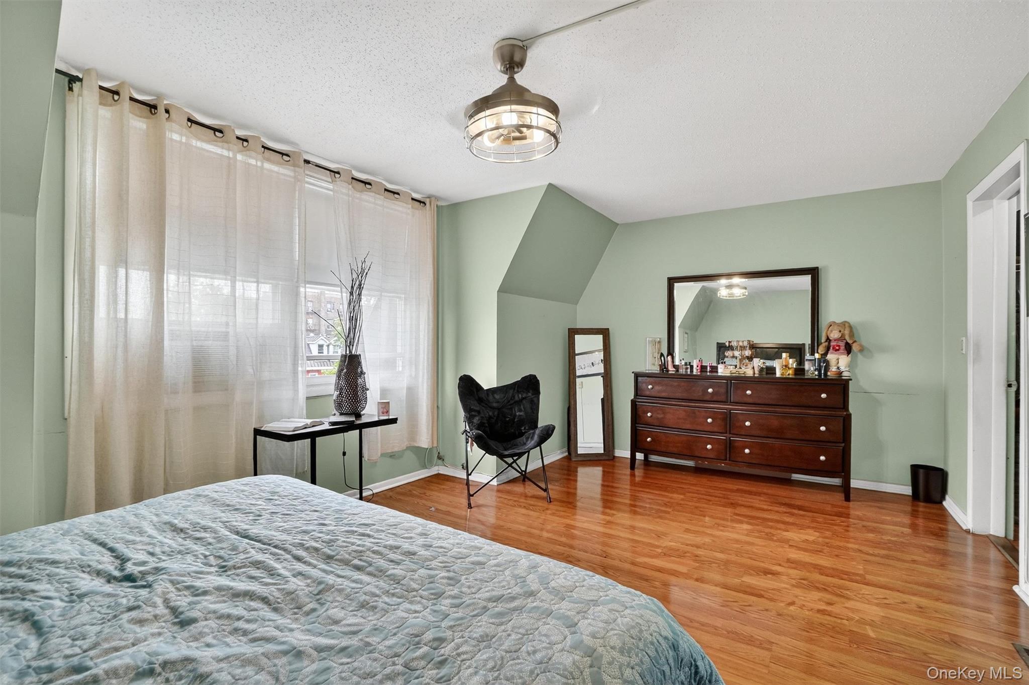 Single Family Fox Bronx, NY 10455, MLS-992048-22