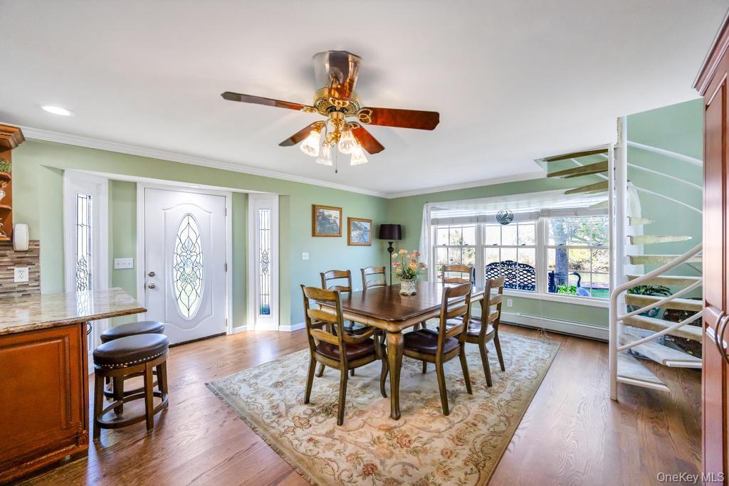 Single Family Featherbed  Suffolk County, NY 11769, MLS-992058-21