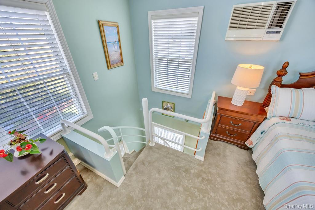 Single Family Featherbed  Suffolk County, NY 11769, MLS-992058-35