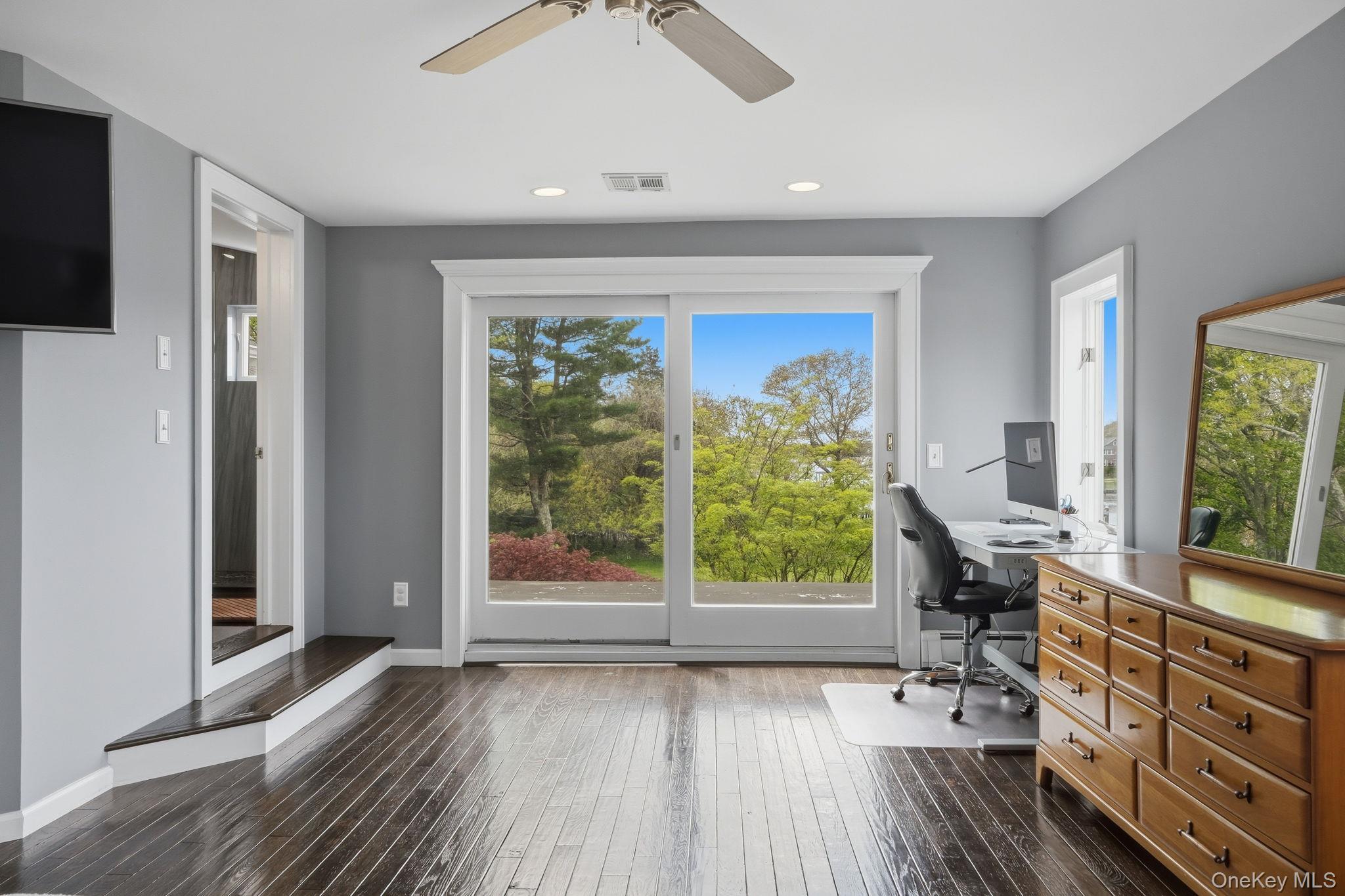 Single Family Union Avenue  Suffolk County, NY 11934, MLS-992069-28