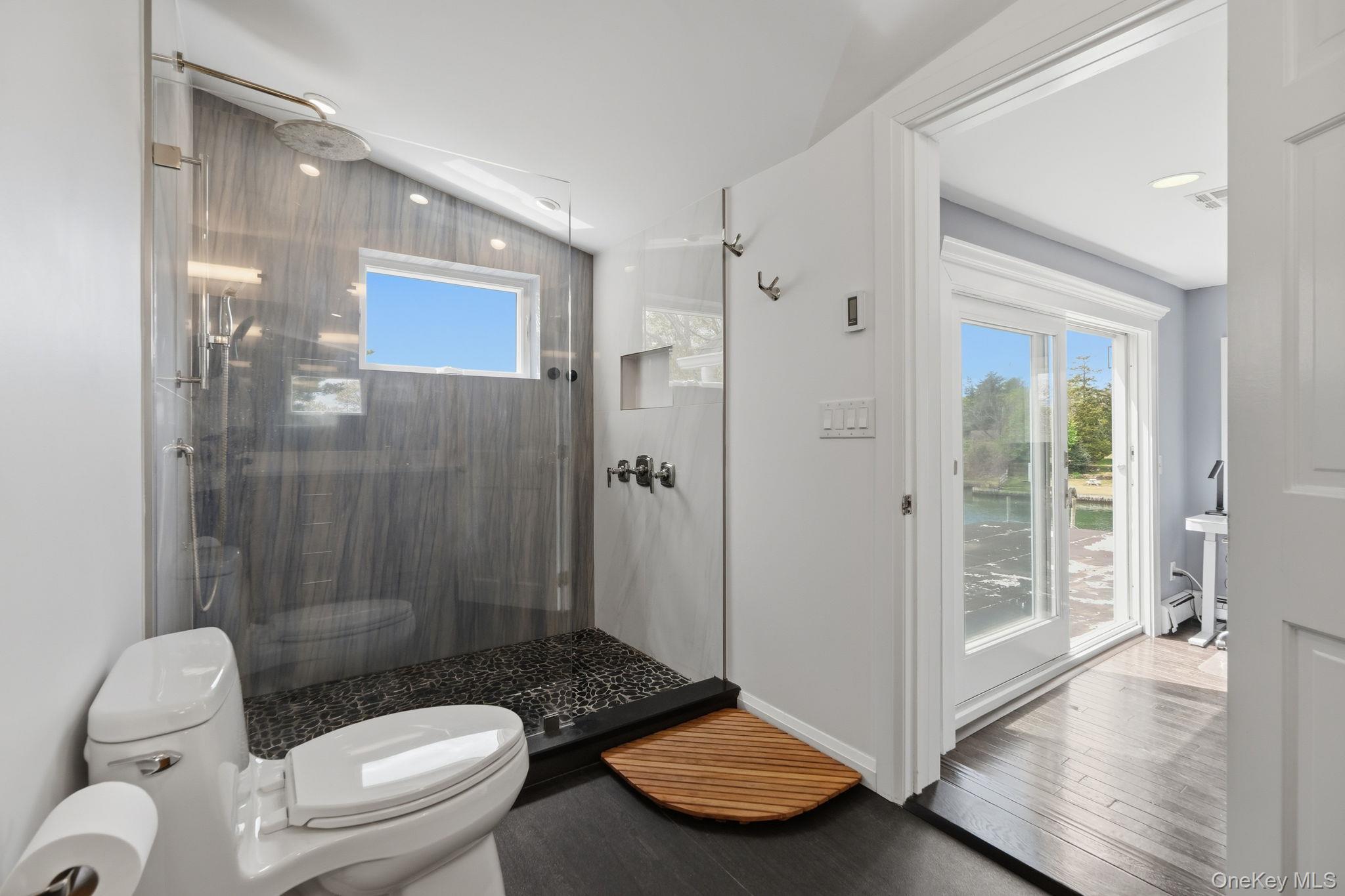 Single Family Union Avenue  Suffolk County, NY 11934, MLS-992069-30