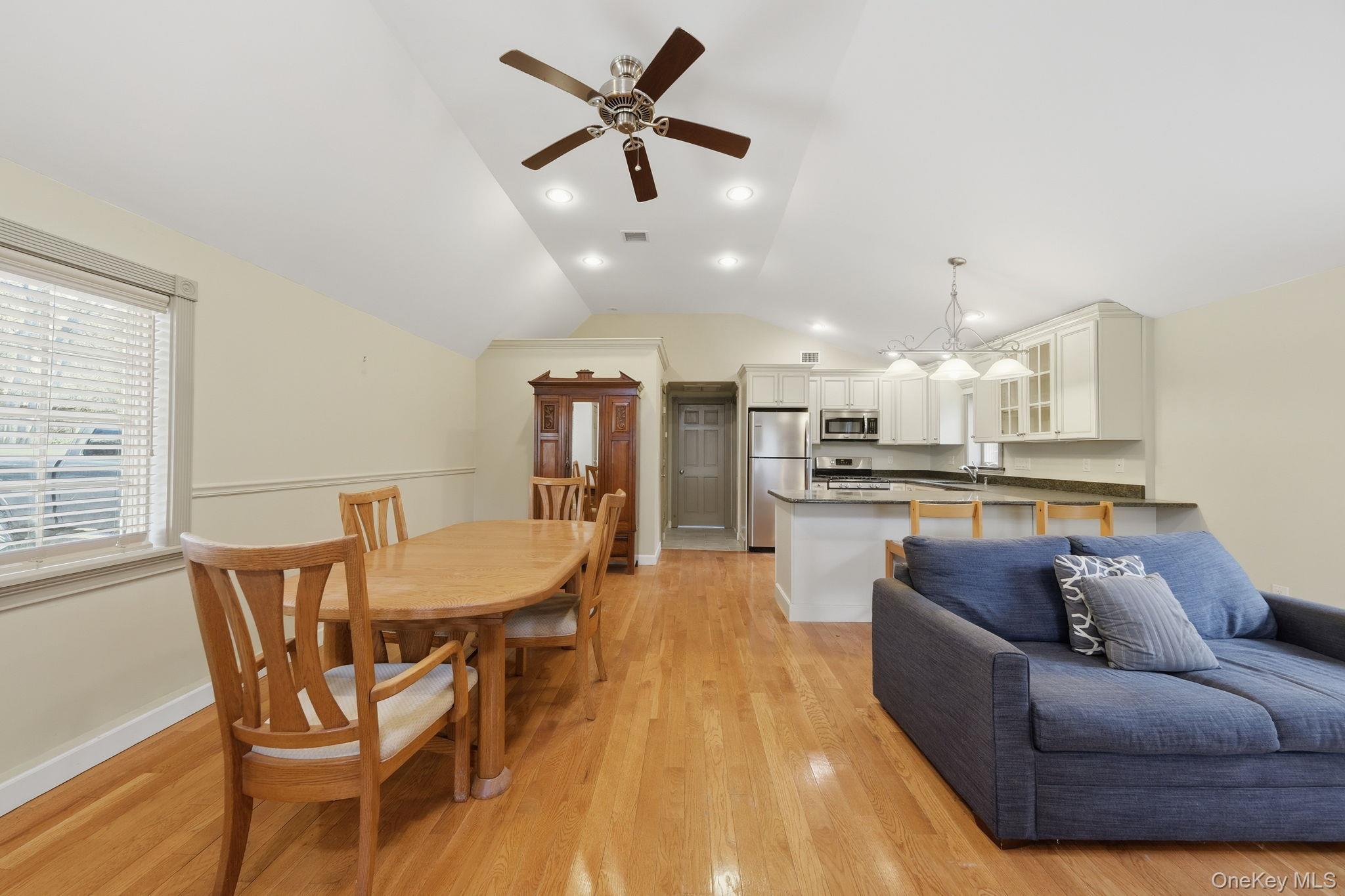 Single Family Union Avenue  Suffolk County, NY 11934, MLS-992069-33
