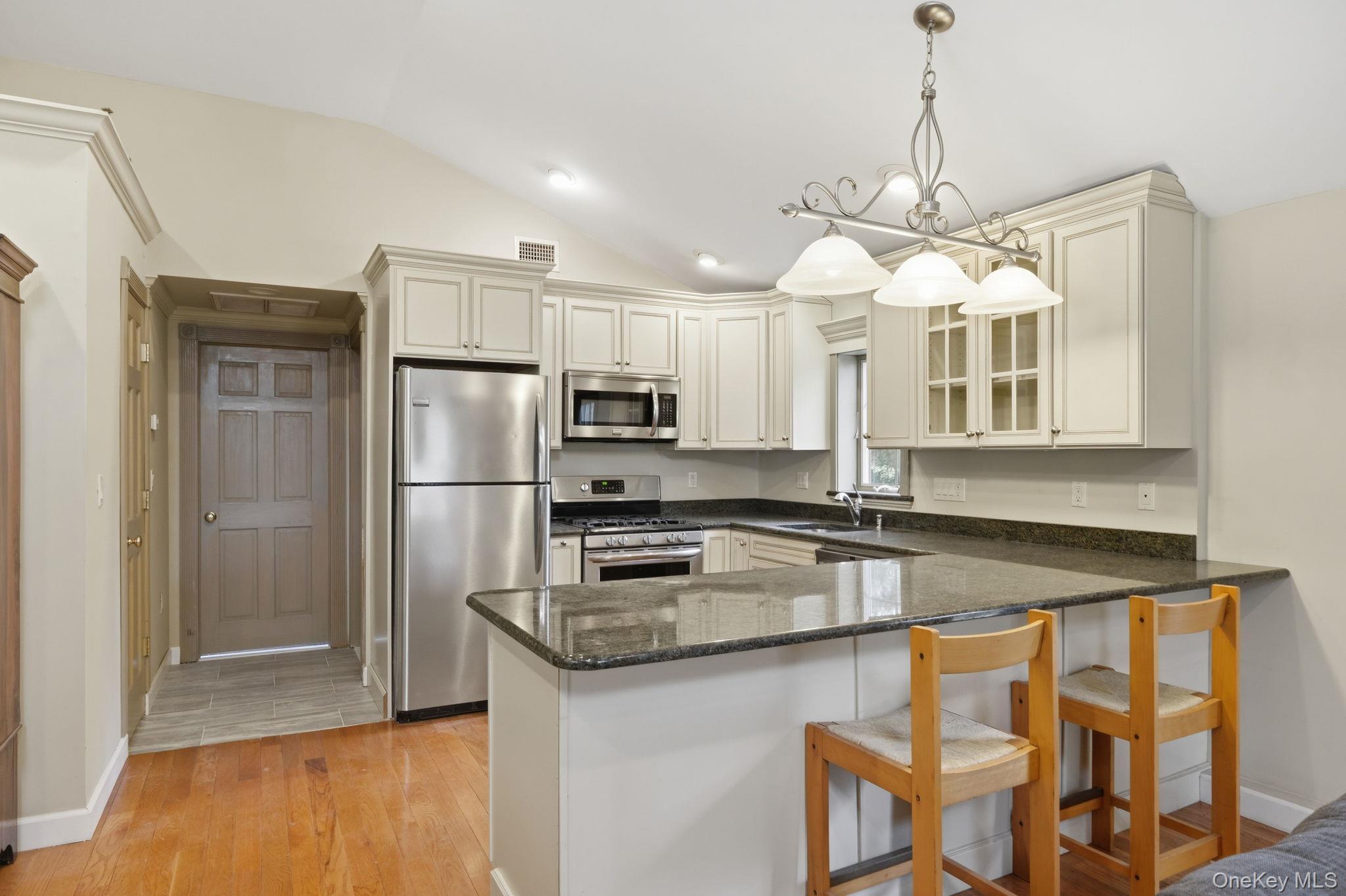 Single Family Union Avenue  Suffolk County, NY 11934, MLS-992069-35