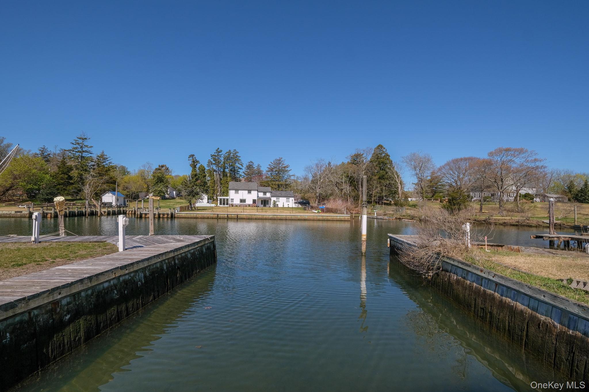 Single Family Union Avenue  Suffolk County, NY 11934, MLS-992069-44