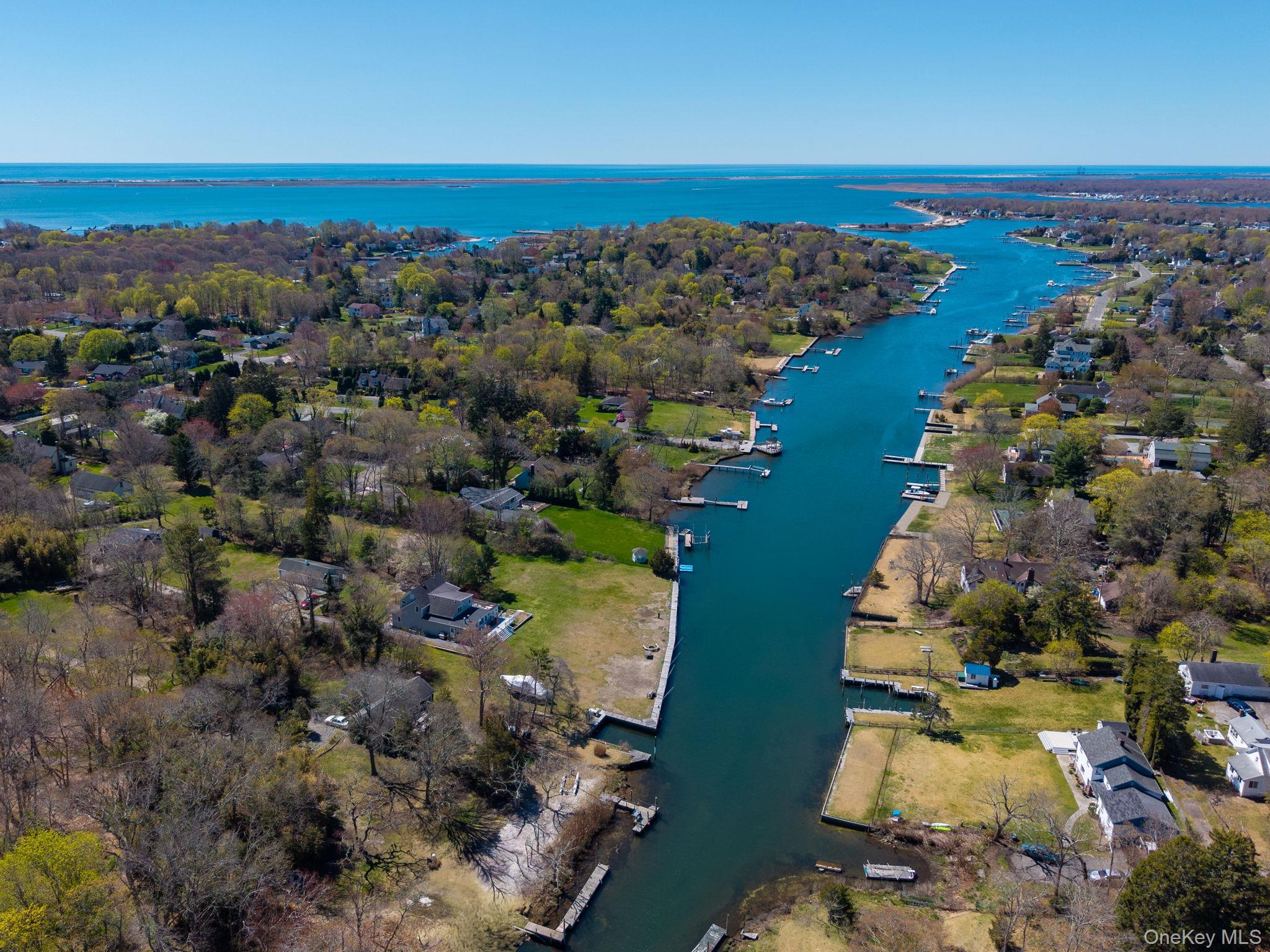 Single Family Union Avenue  Suffolk County, NY 11934, MLS-992069-46