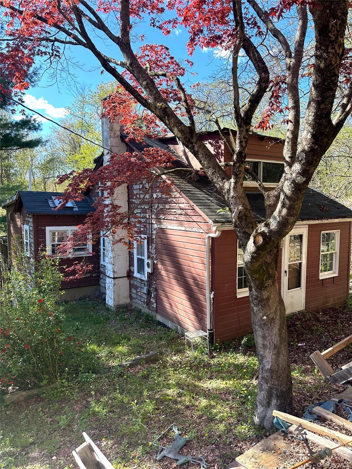 Single Family Lake Kitchawan Drive Westchester County, NY 10590, MLS-992072-4