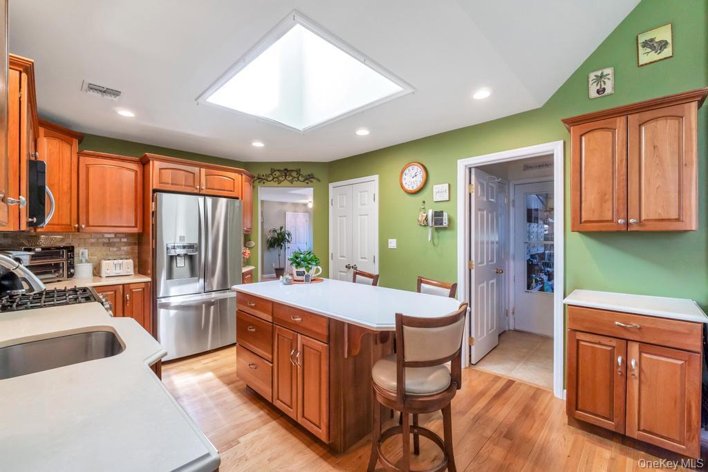 Single Family James Hawkins  Suffolk County, NY 11955, MLS-992074-33