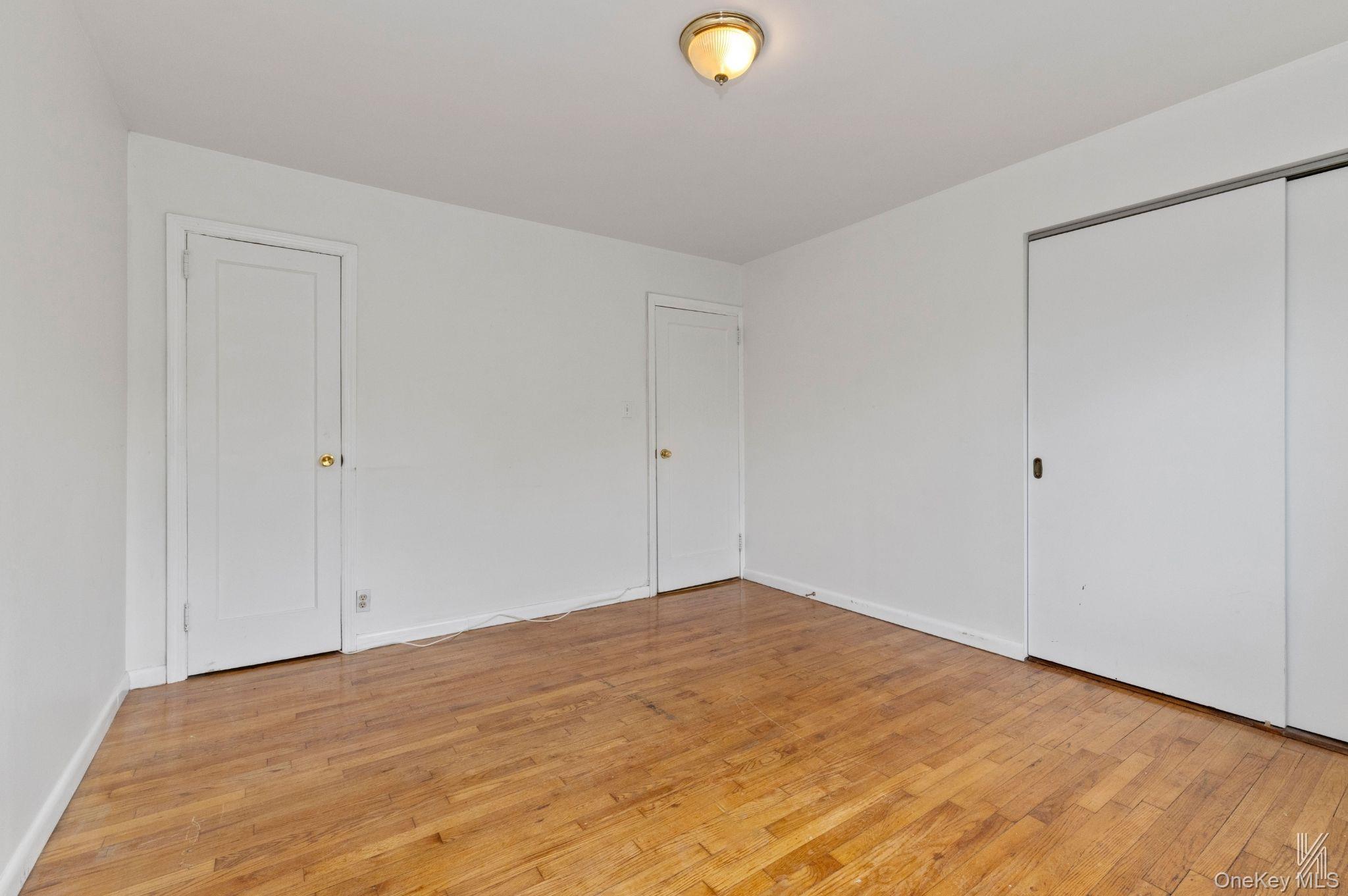 Single Family 28th Queens, NY 11105, MLS-992115-16