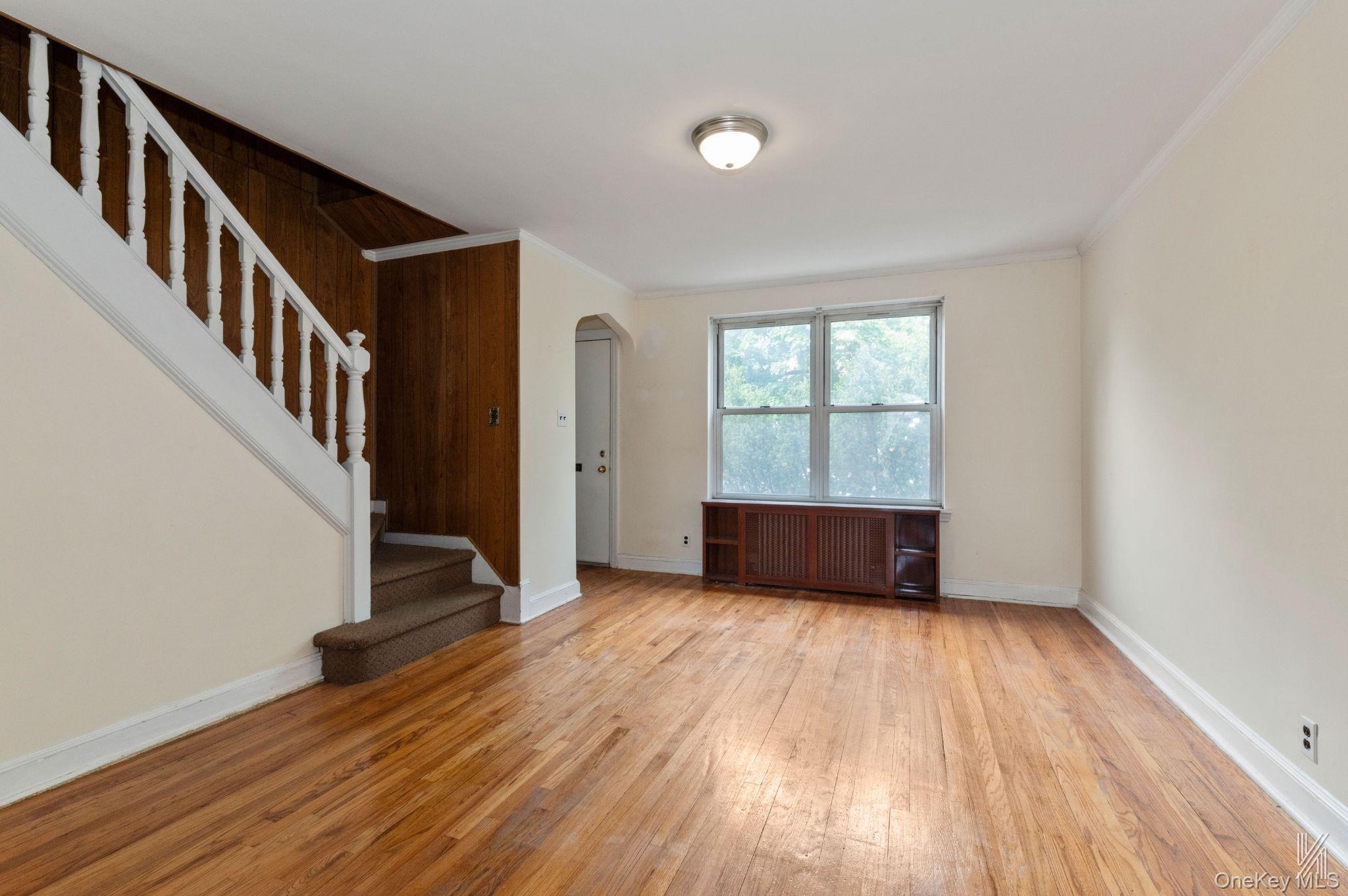 Single Family 28th Queens, NY 11105, MLS-992115-2