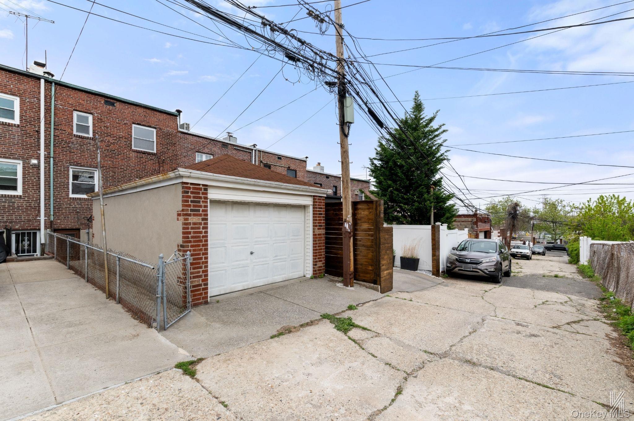 Single Family 28th Queens, NY 11105, MLS-992115-22